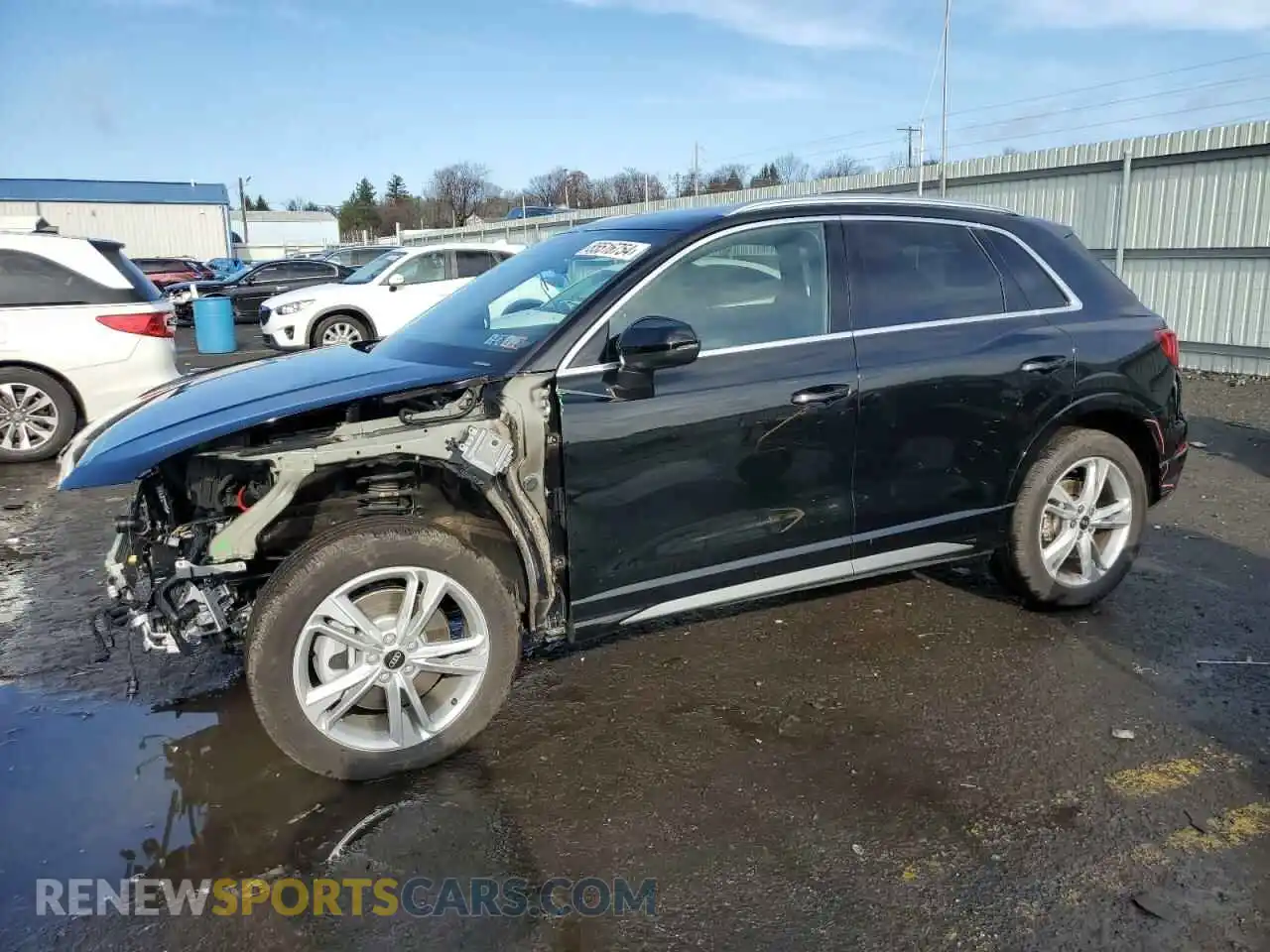 1 Photograph of a damaged car WA1DECF34N1074040 AUDI Q3 2022