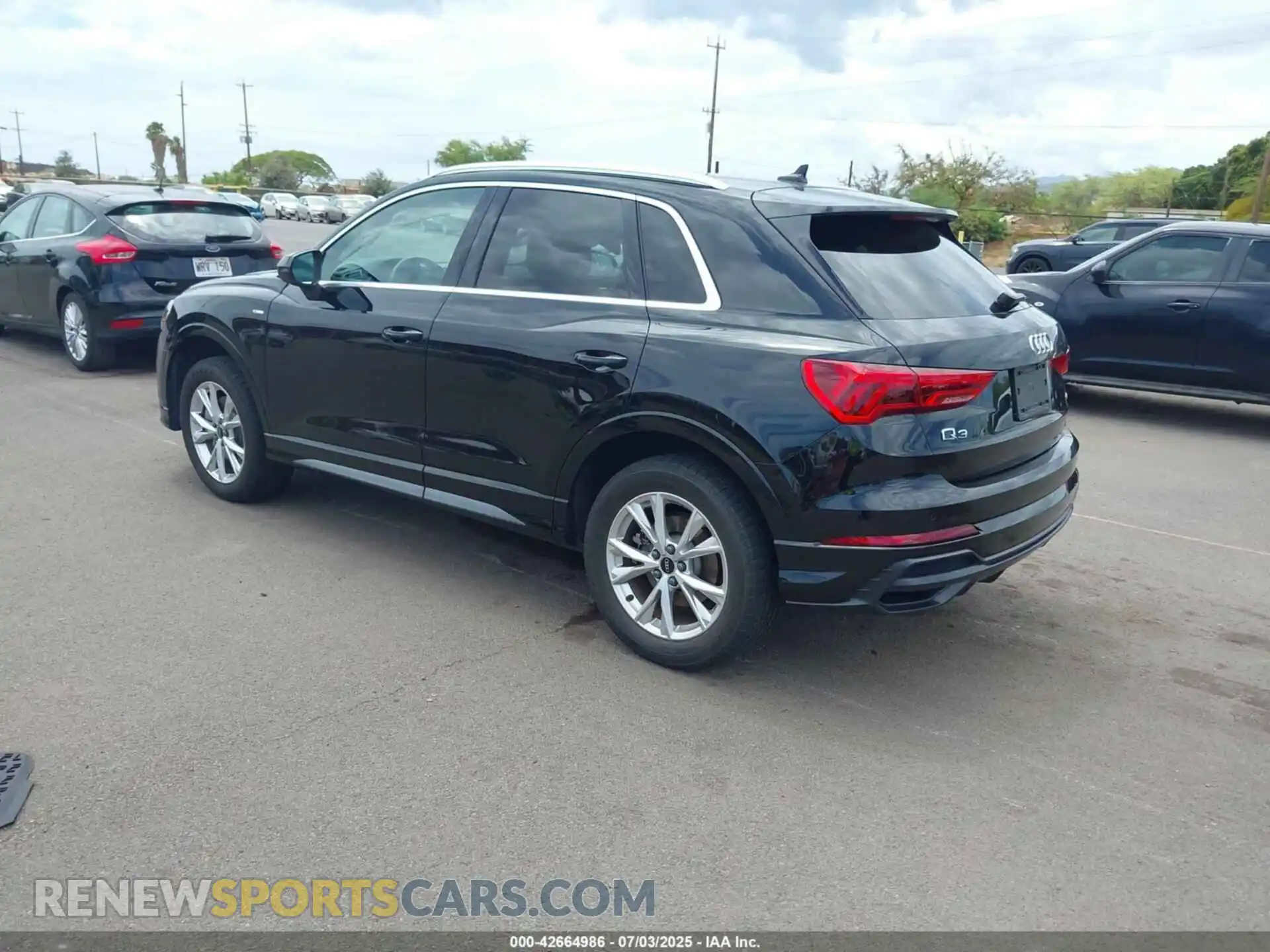 3 Photograph of a damaged car WA1DECF35N1022142 AUDI Q3 2022