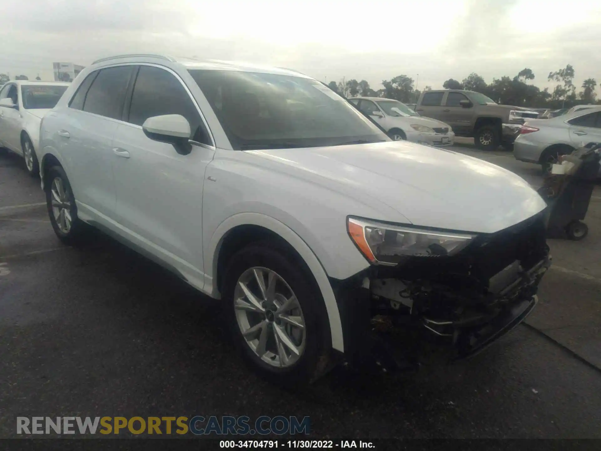 1 Photograph of a damaged car WA1DECF35N1024358 AUDI Q3 2022