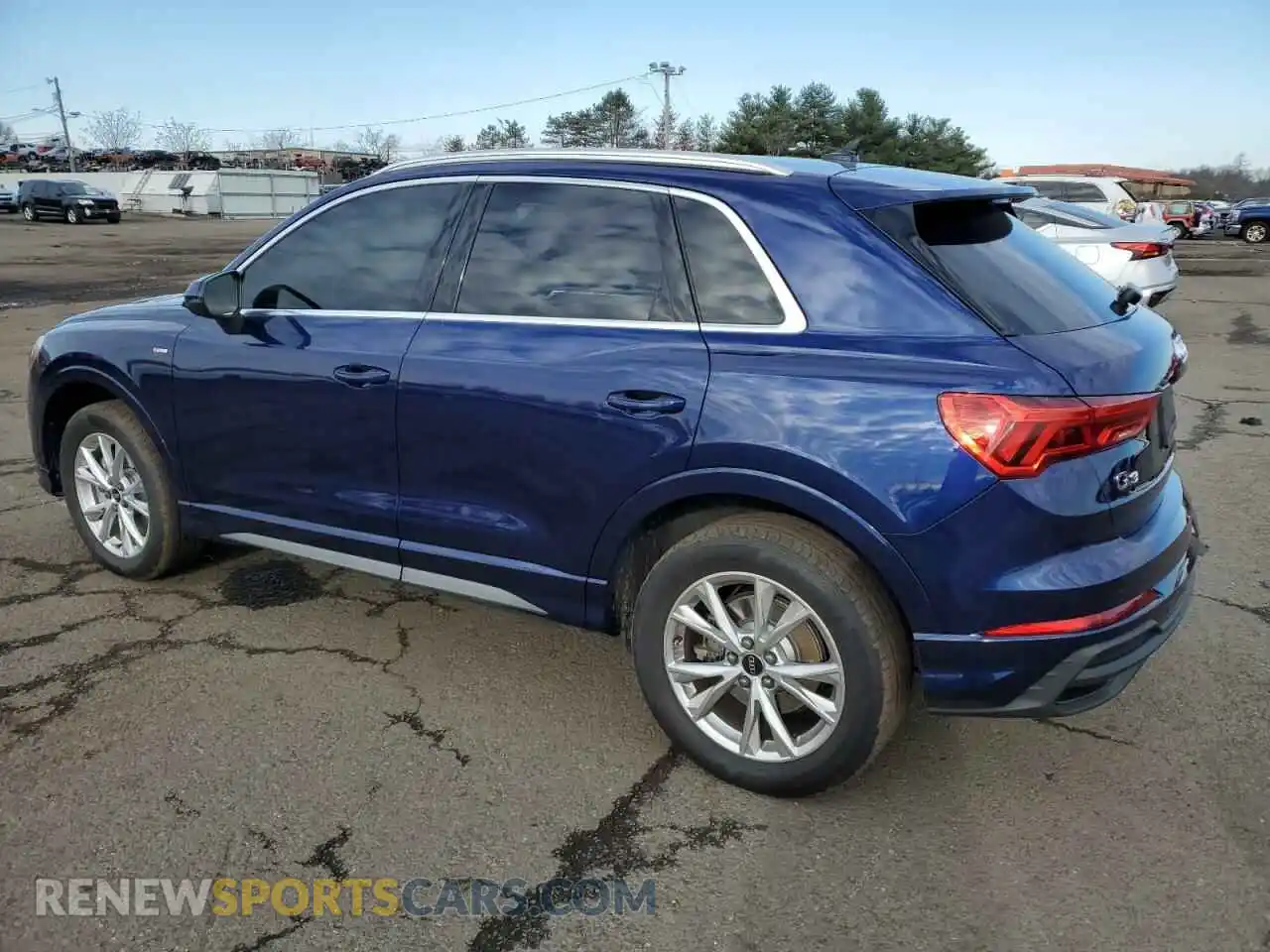 2 Photograph of a damaged car WA1DECF35N1113041 AUDI Q3 2022