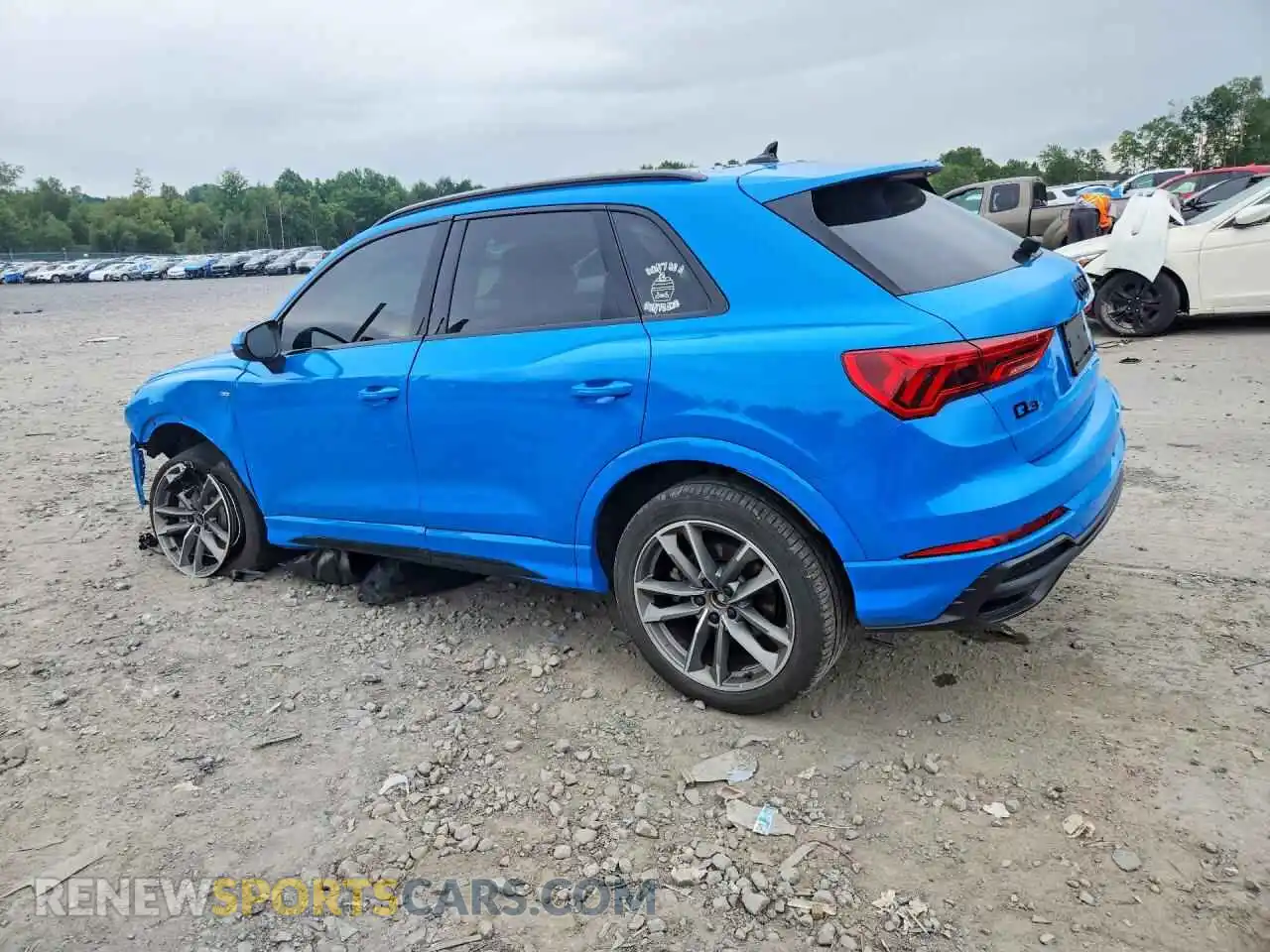 2 Photograph of a damaged car WA1DECF36N1093530 AUDI Q3 2022