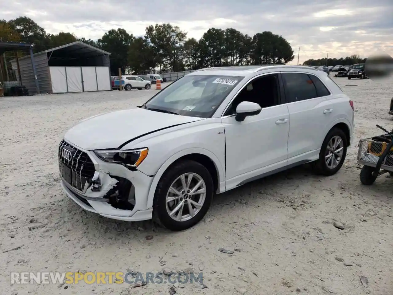 1 Photograph of a damaged car WA1DECF36N1139938 AUDI Q3 2022