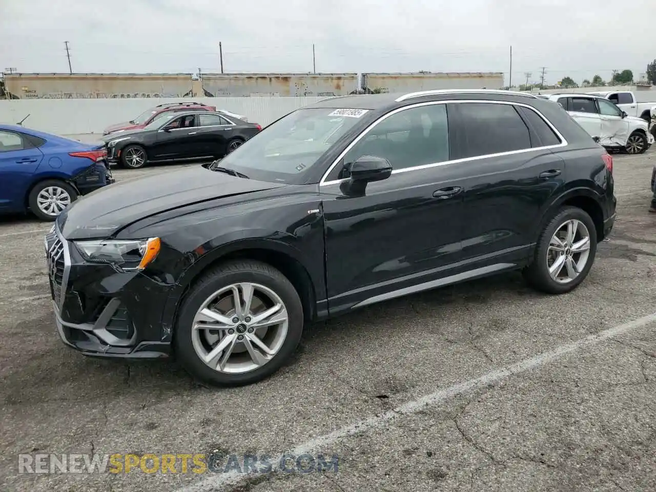 1 Photograph of a damaged car WA1DECF37N1004662 AUDI Q3 2022
