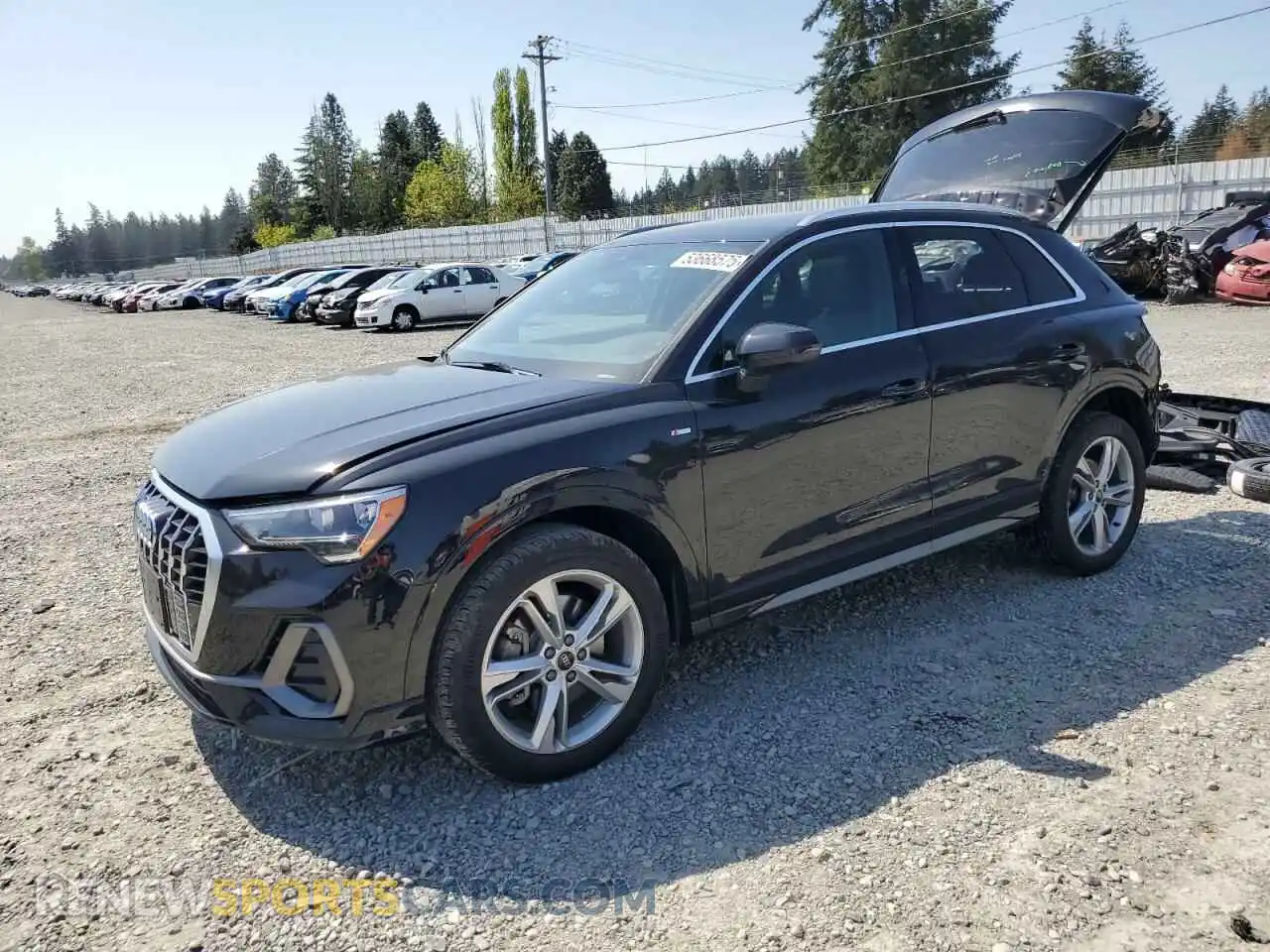 1 Photograph of a damaged car WA1DECF37N1048323 AUDI Q3 2022