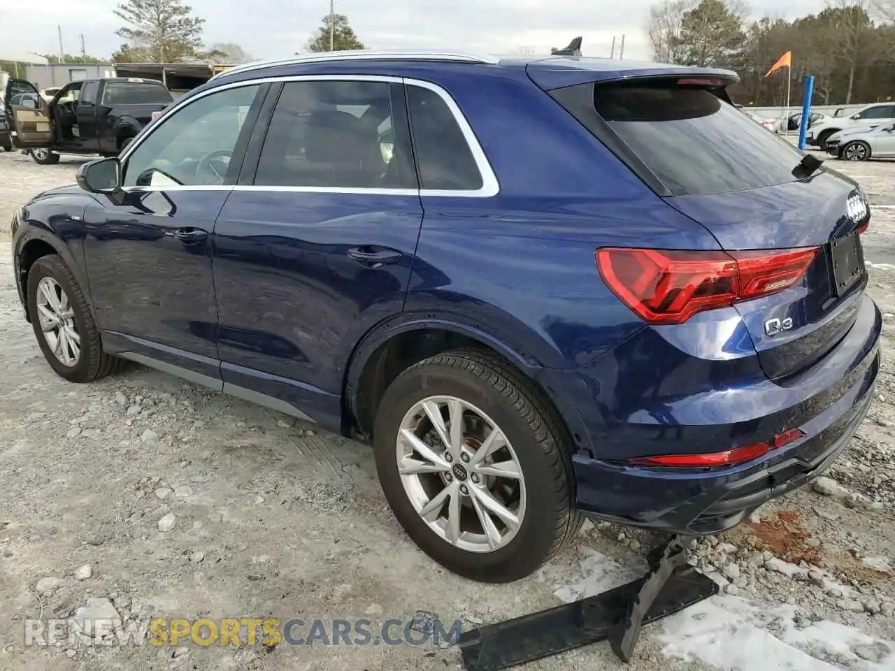 2 Photograph of a damaged car WA1DECF37N1139334 AUDI Q3 2022