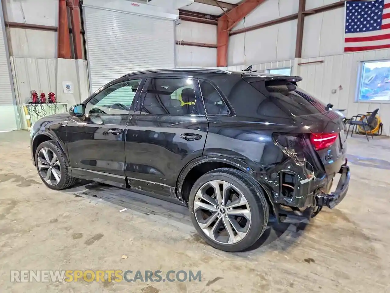 2 fotografías del automóvil dañado WA1EECF30N1062004 AUDI Q3 2022