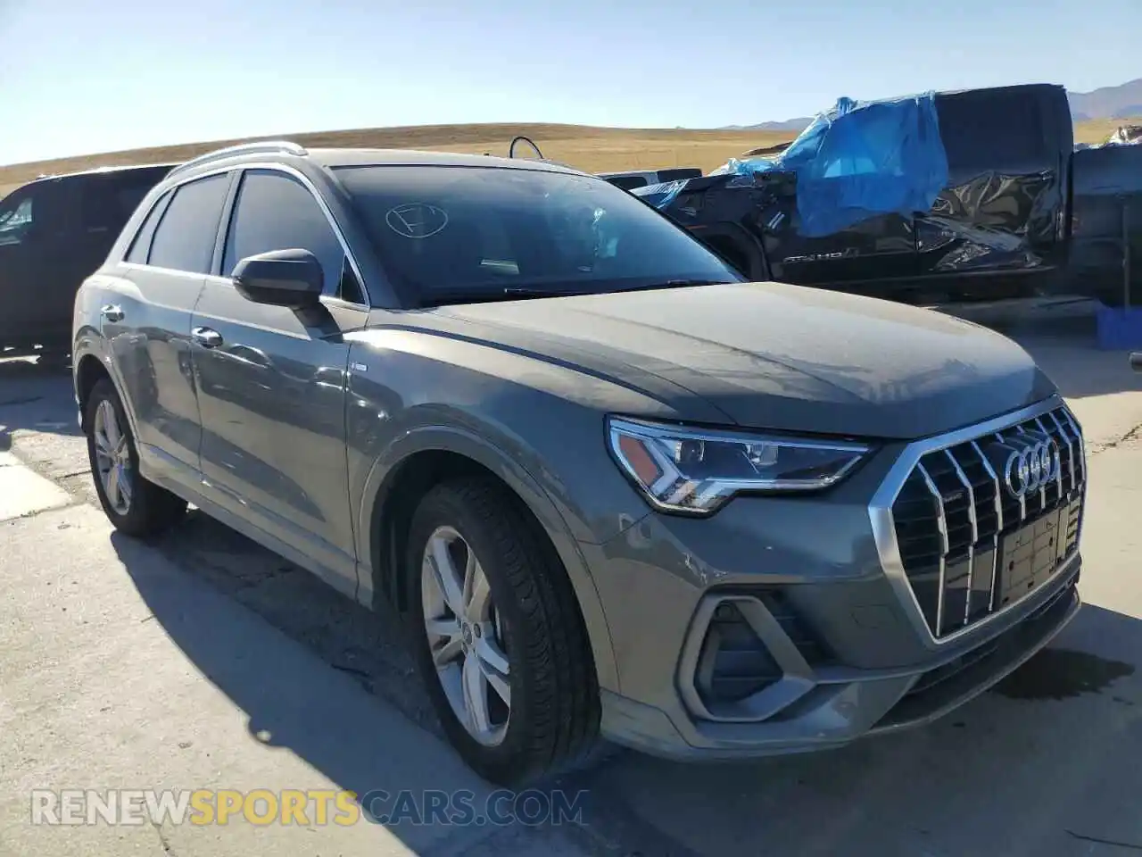 1 Photograph of a damaged car WA1EECF30N1084729 AUDI Q3 2022