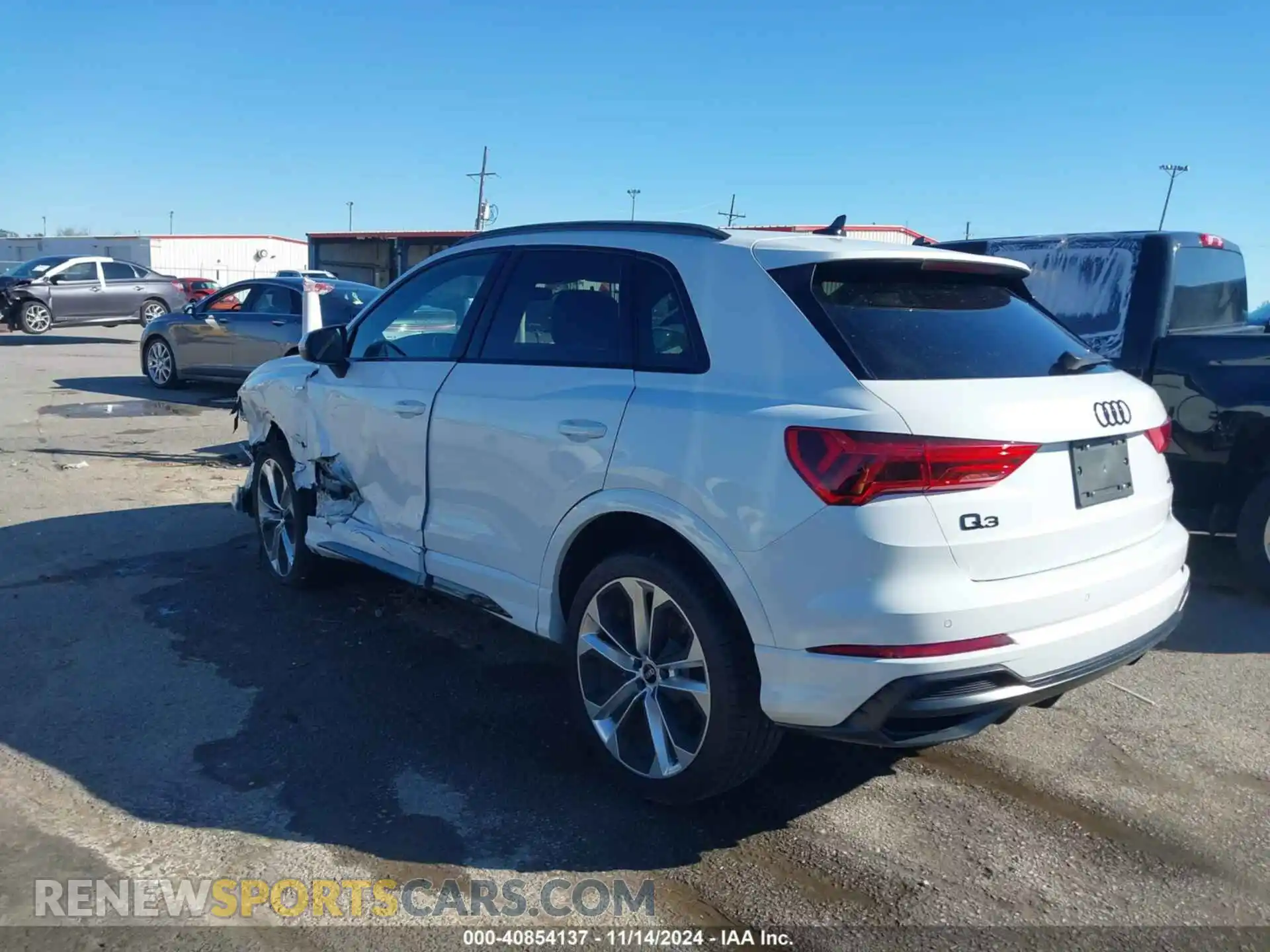 3 Photograph of a damaged car WA1EECF31N1003978 AUDI Q3 2022