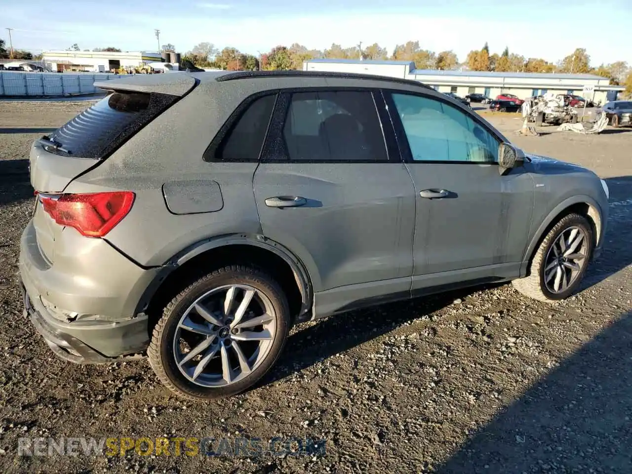 3 Фотография поврежденного автомобиля WA1EECF32N1044815 AUDI Q3 2022