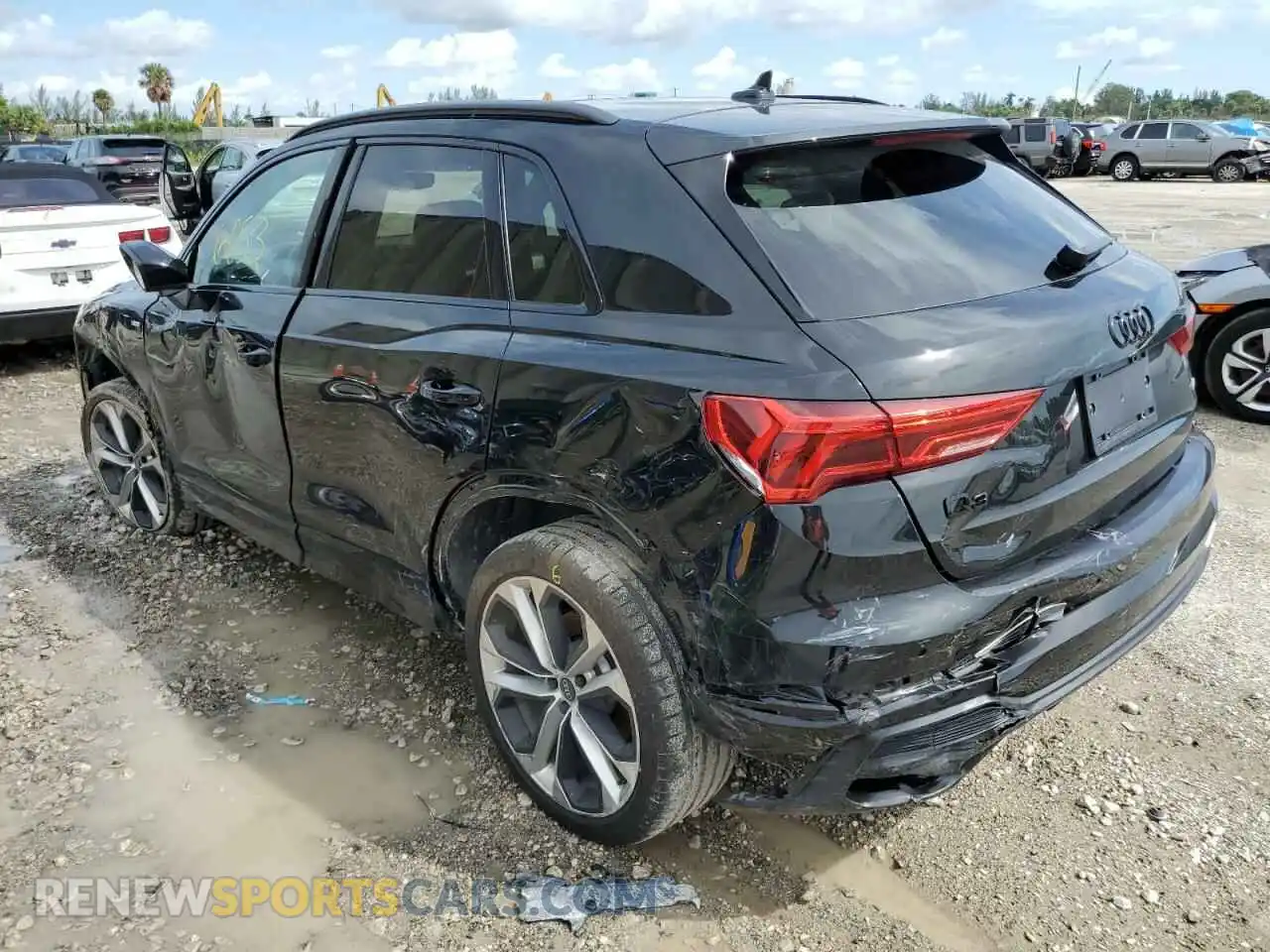 3 Photograph of a damaged car WA1EECF32N1127502 AUDI Q3 2022