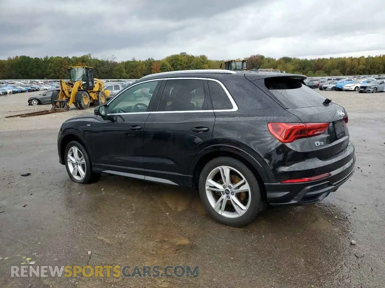 2 Photograph of a damaged car WA1EECF32N1148317 AUDI Q3 2022