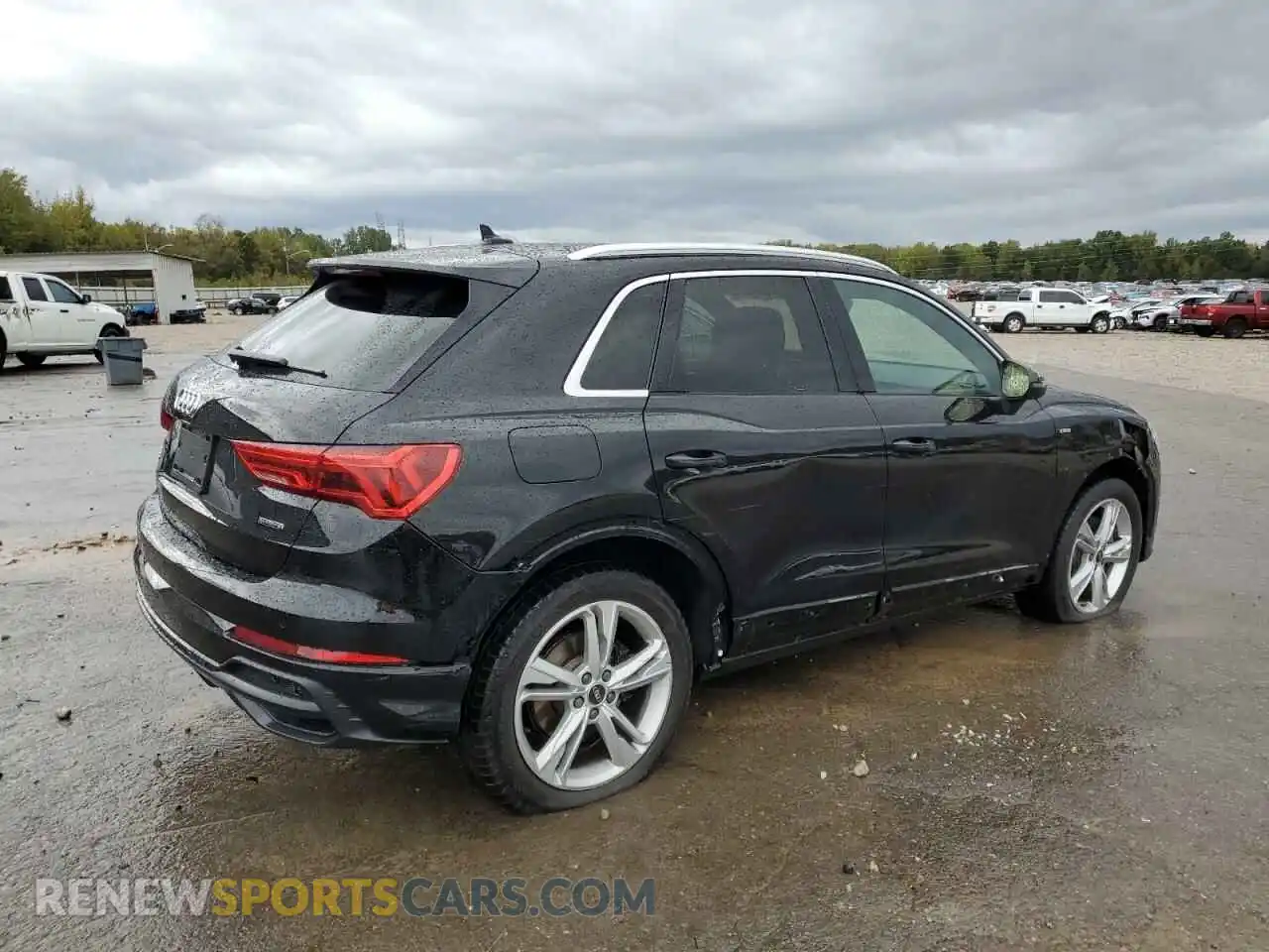 3 Photograph of a damaged car WA1EECF32N1148317 AUDI Q3 2022