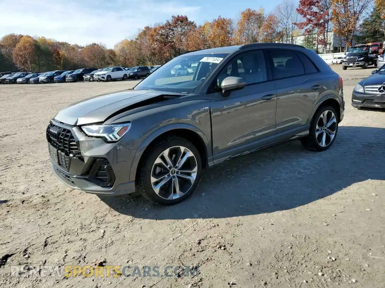1 Photograph of a damaged car WA1EECF33N1040255 AUDI Q3 2022
