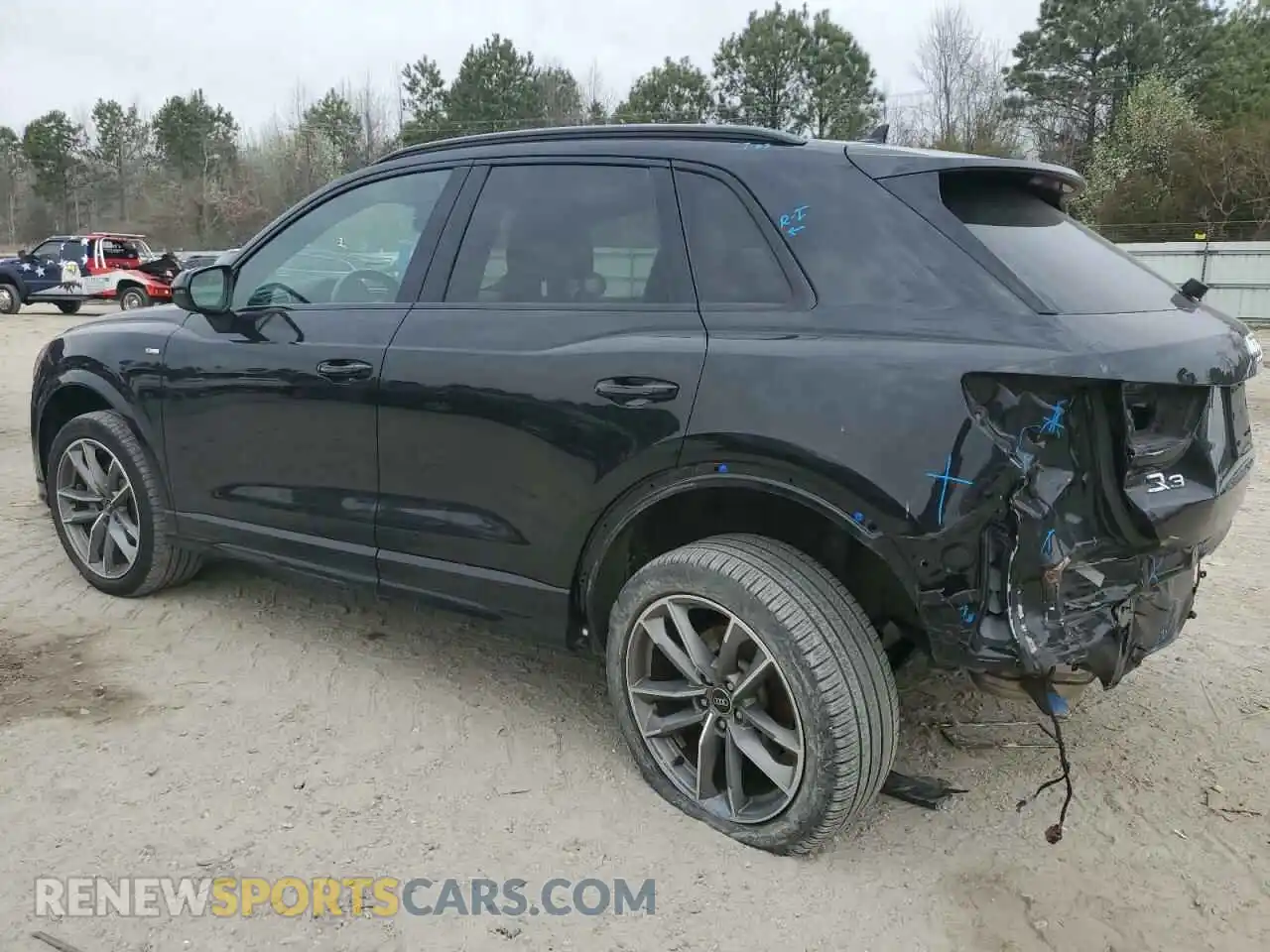 2 Photograph of a damaged car WA1EECF33N1054639 AUDI Q3 2022