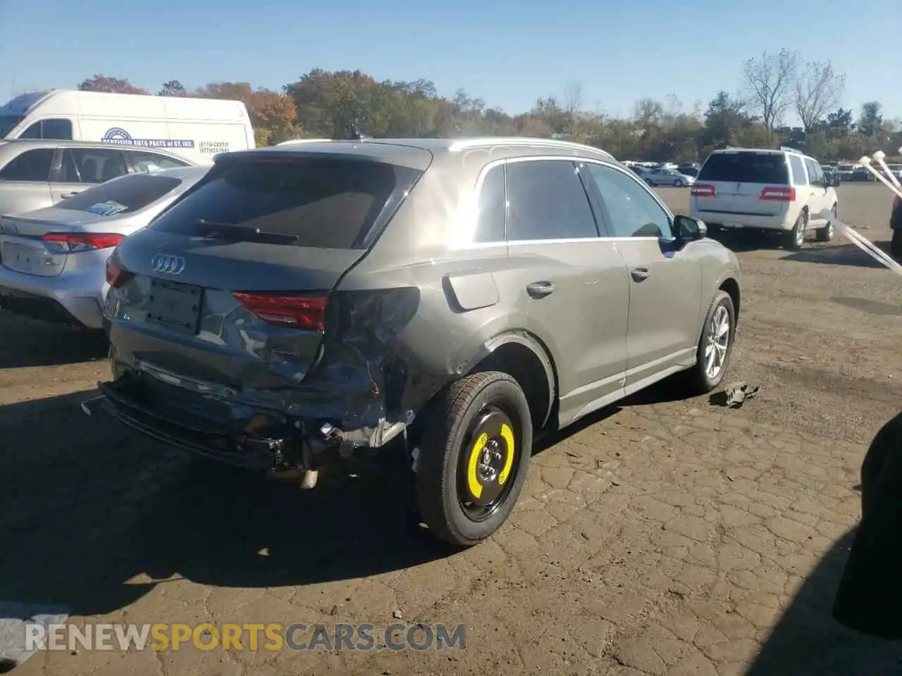 3 Photograph of a damaged car WA1EECF34N1003957 AUDI Q3 2022
