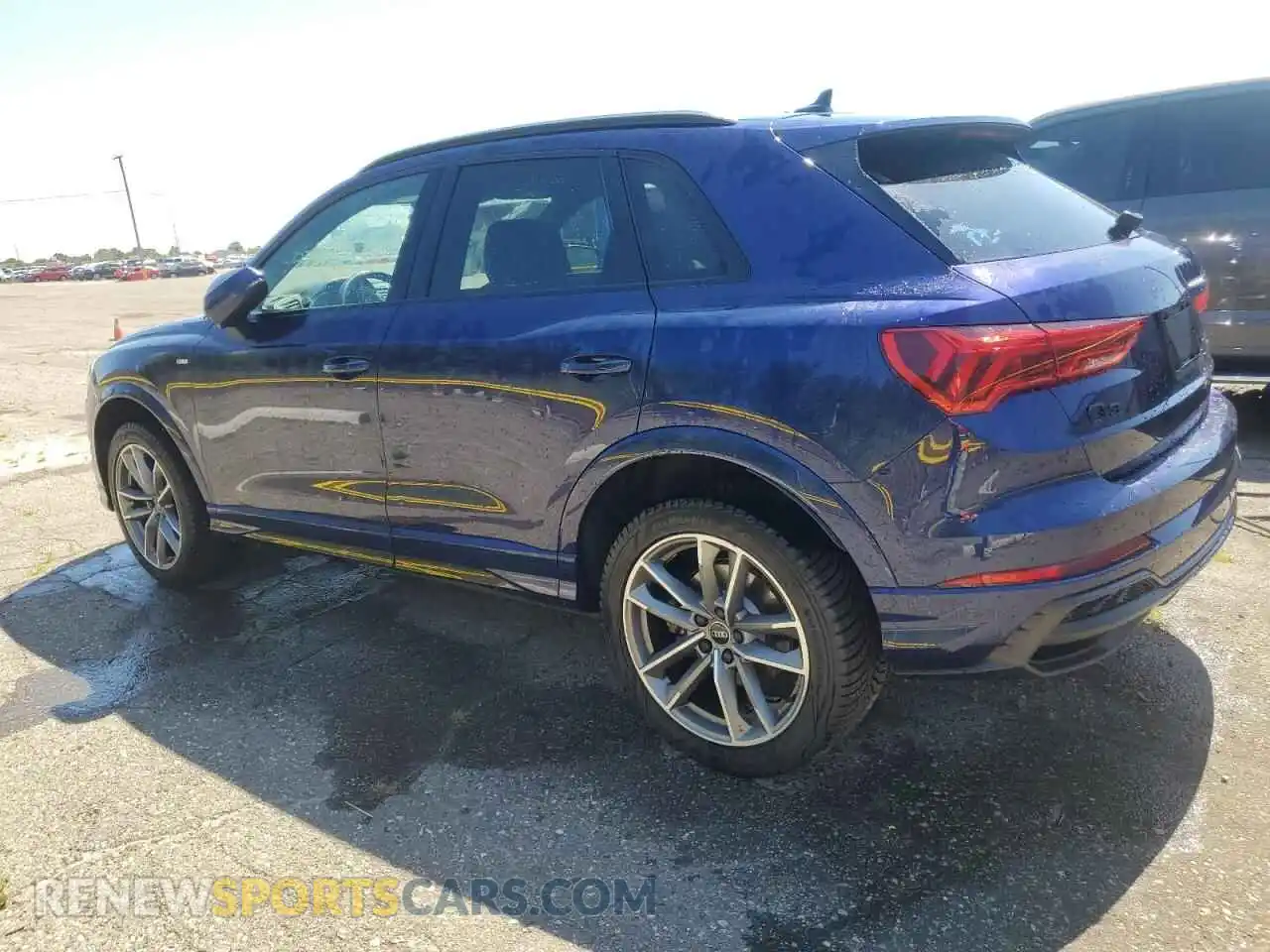 2 Photograph of a damaged car WA1EECF34N1046128 AUDI Q3 2022