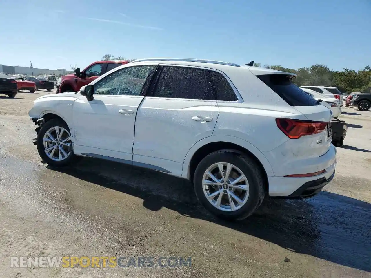 2 Фотография поврежденного автомобиля WA1EECF34N1124701 AUDI Q3 2022