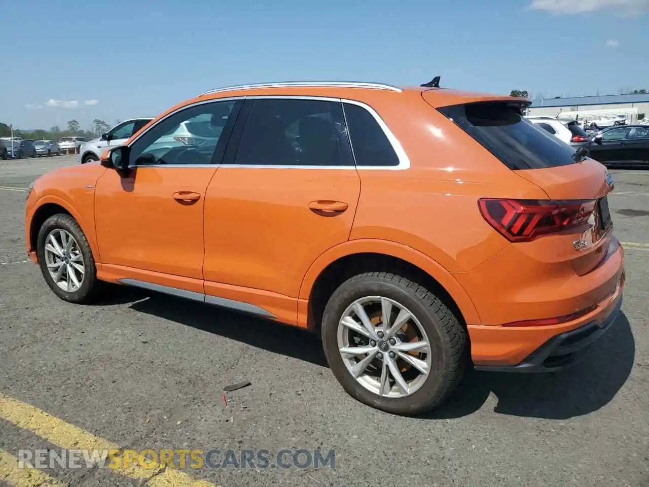 2 Photograph of a damaged car WA1EECF34N1149114 AUDI Q3 2022