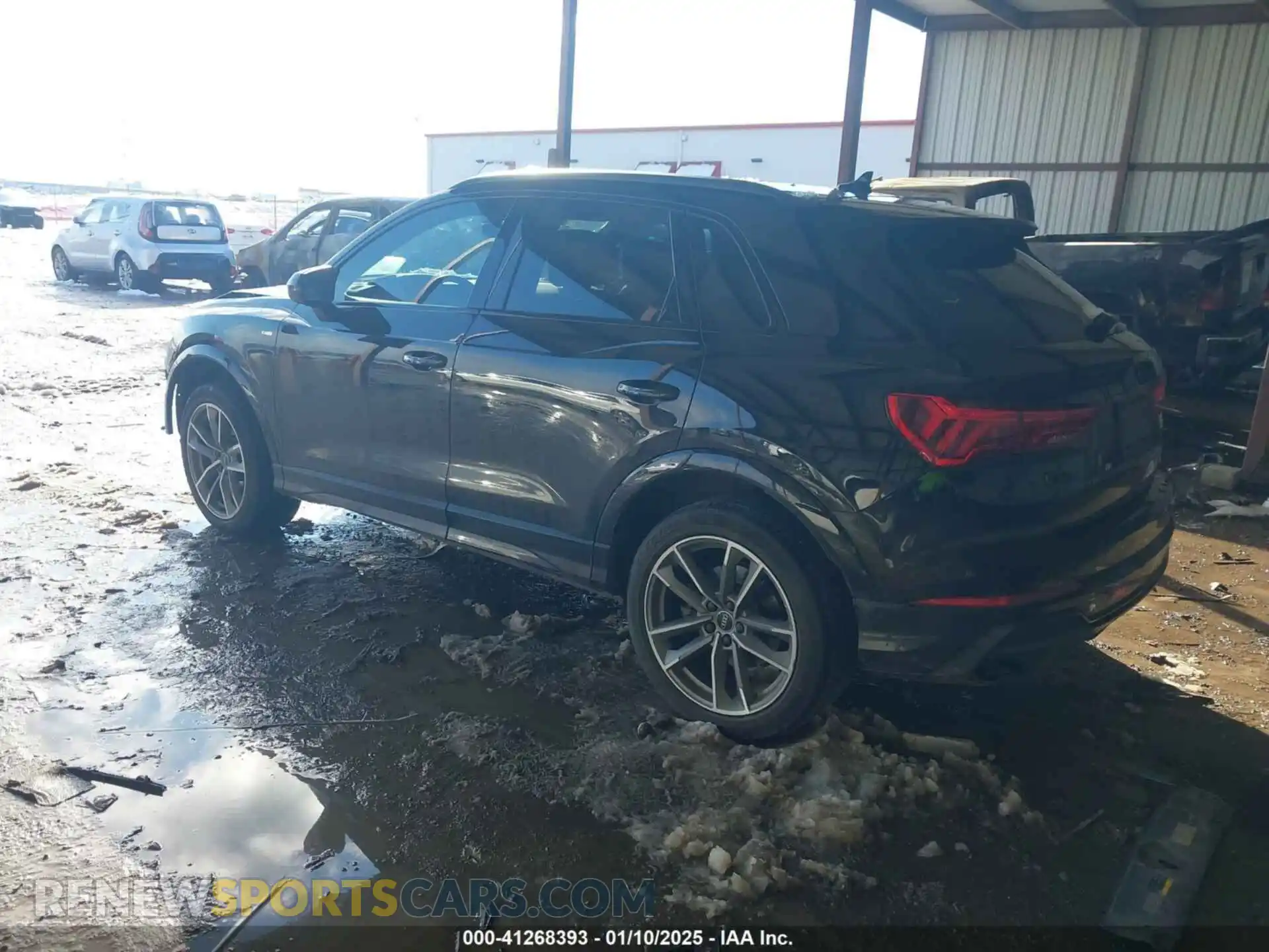 3 Photograph of a damaged car WA1EECF35N1006124 AUDI Q3 2022
