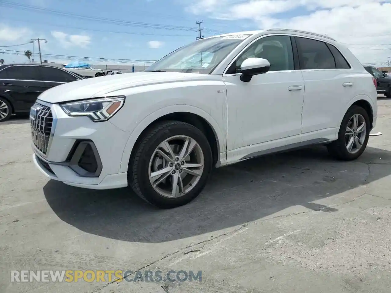 1 Photograph of a damaged car WA1EECF35N1084418 AUDI Q3 2022