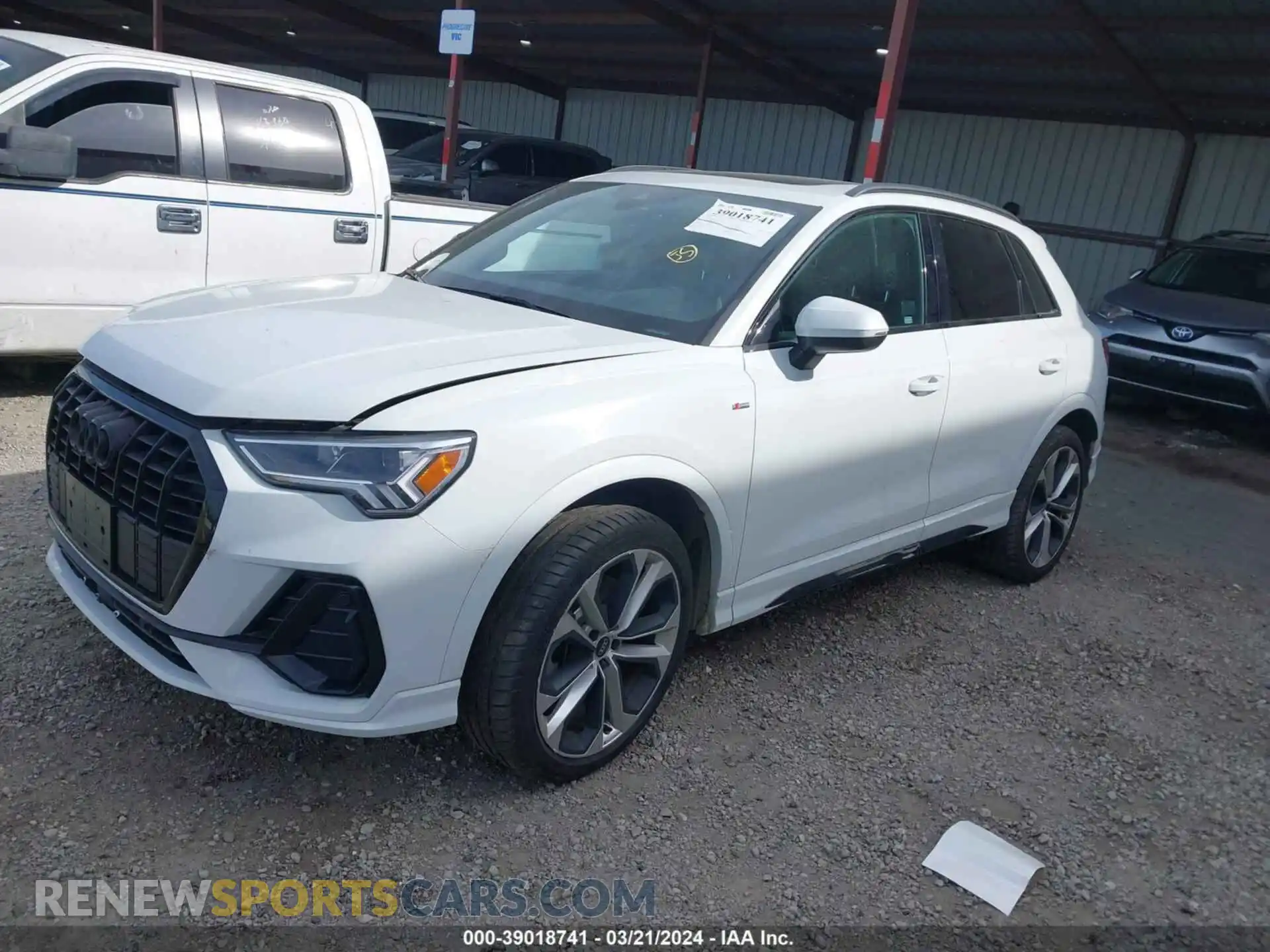 2 Photograph of a damaged car WA1EECF35N1147730 AUDI Q3 2022