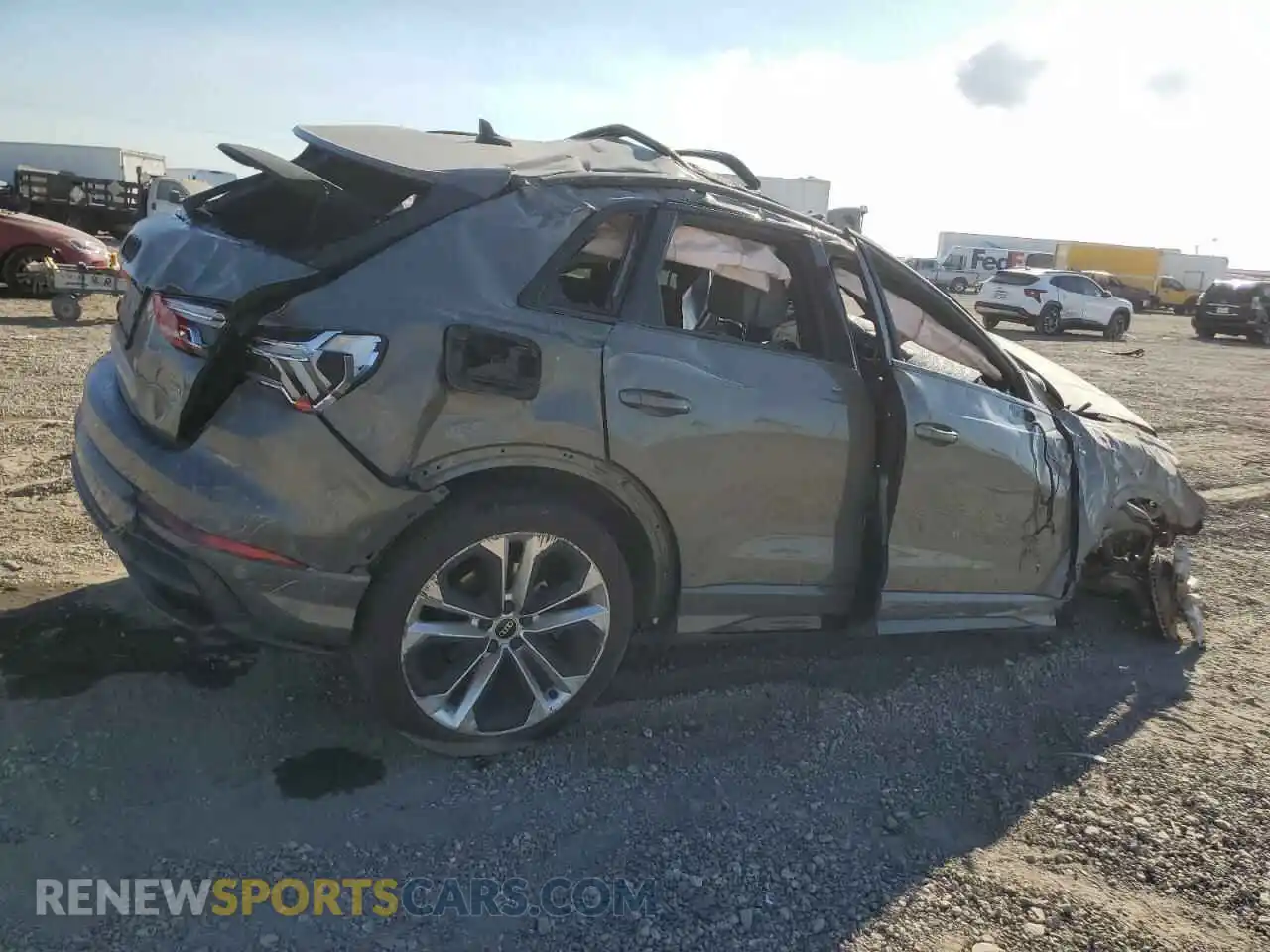 3 Photograph of a damaged car WA1EECF36N1027497 AUDI Q3 2022