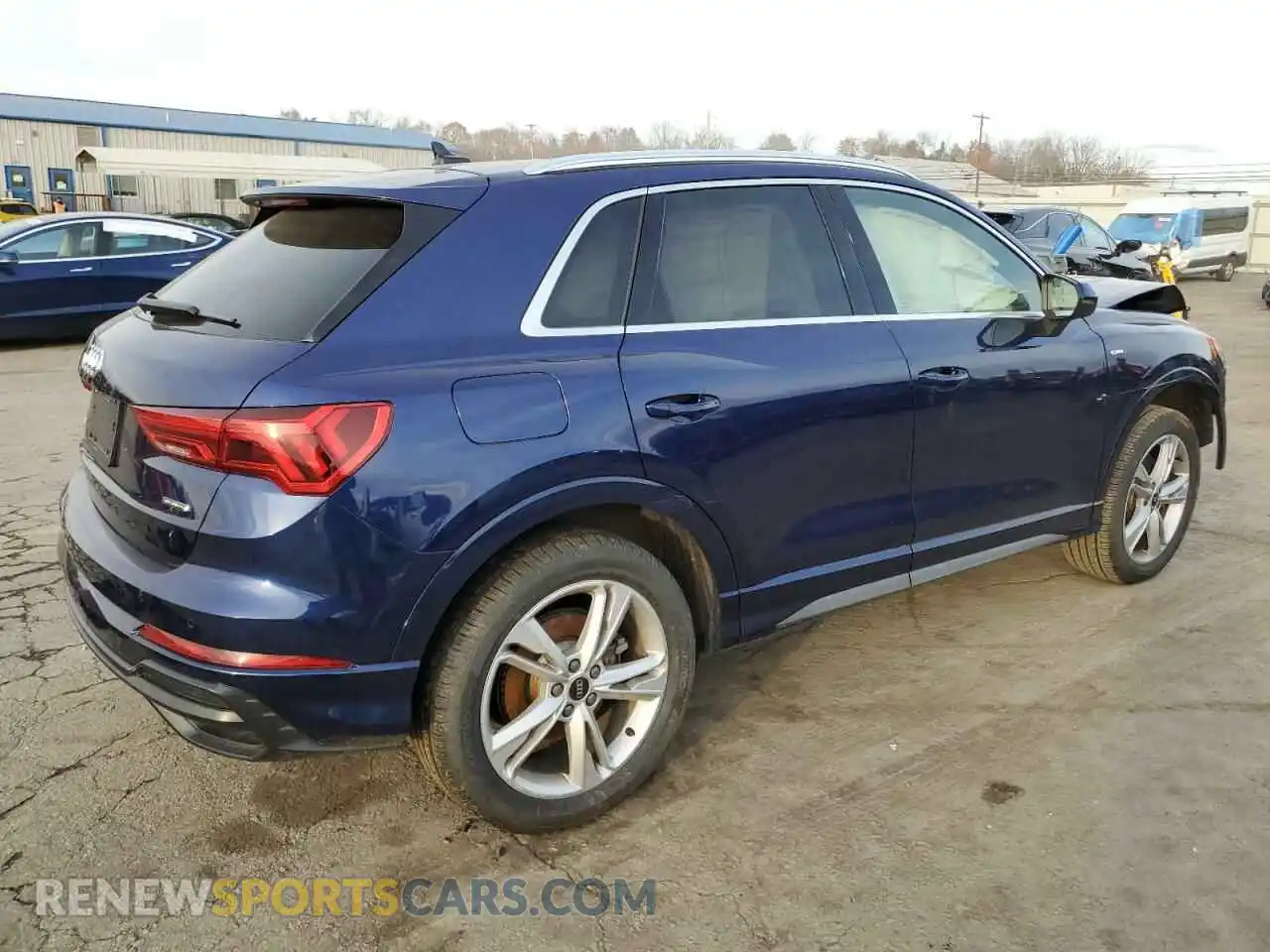 3 Photograph of a damaged car WA1EECF36N1033784 AUDI Q3 2022
