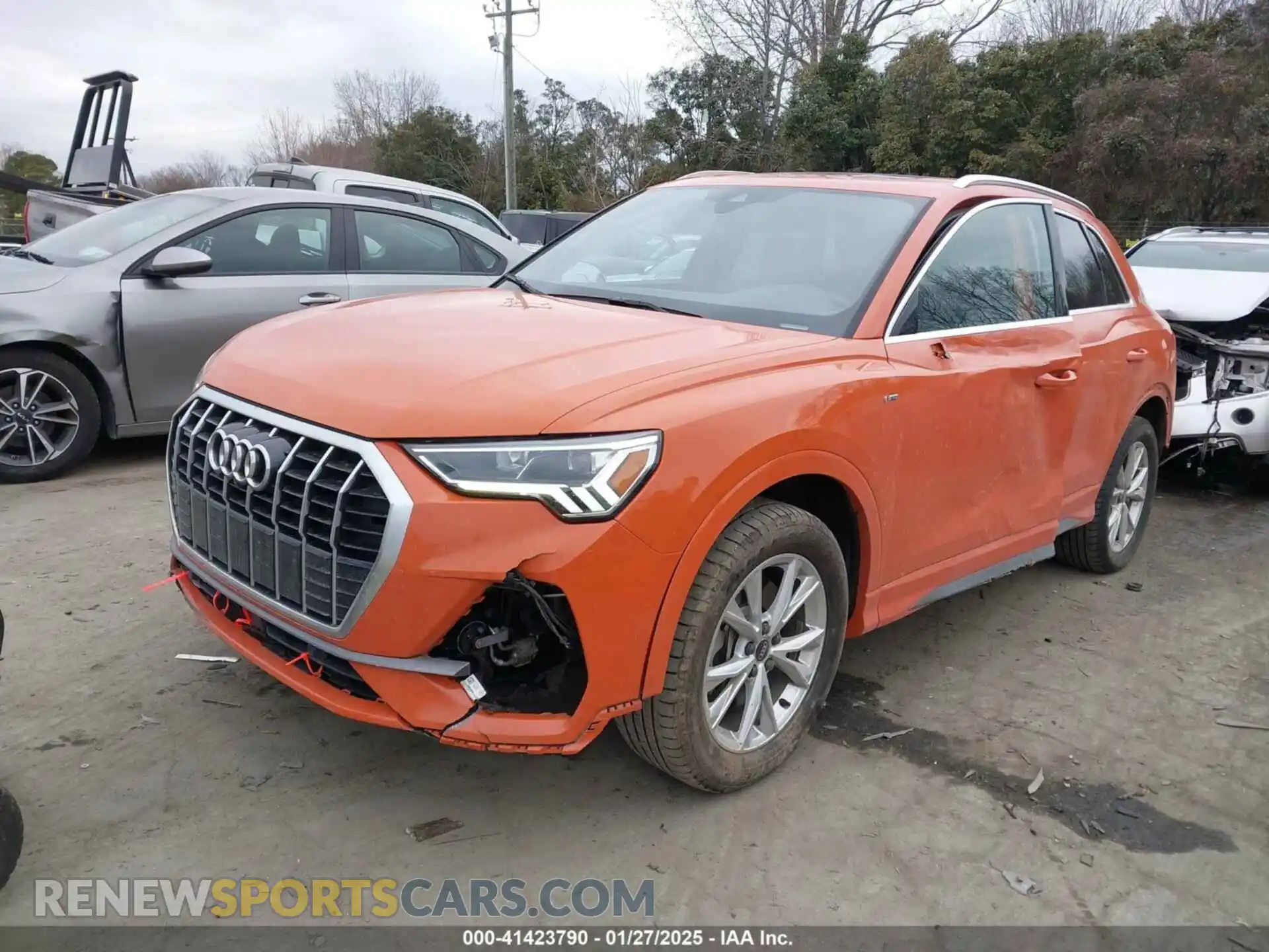 2 Photograph of a damaged car WA1EECF36N1149129 AUDI Q3 2022