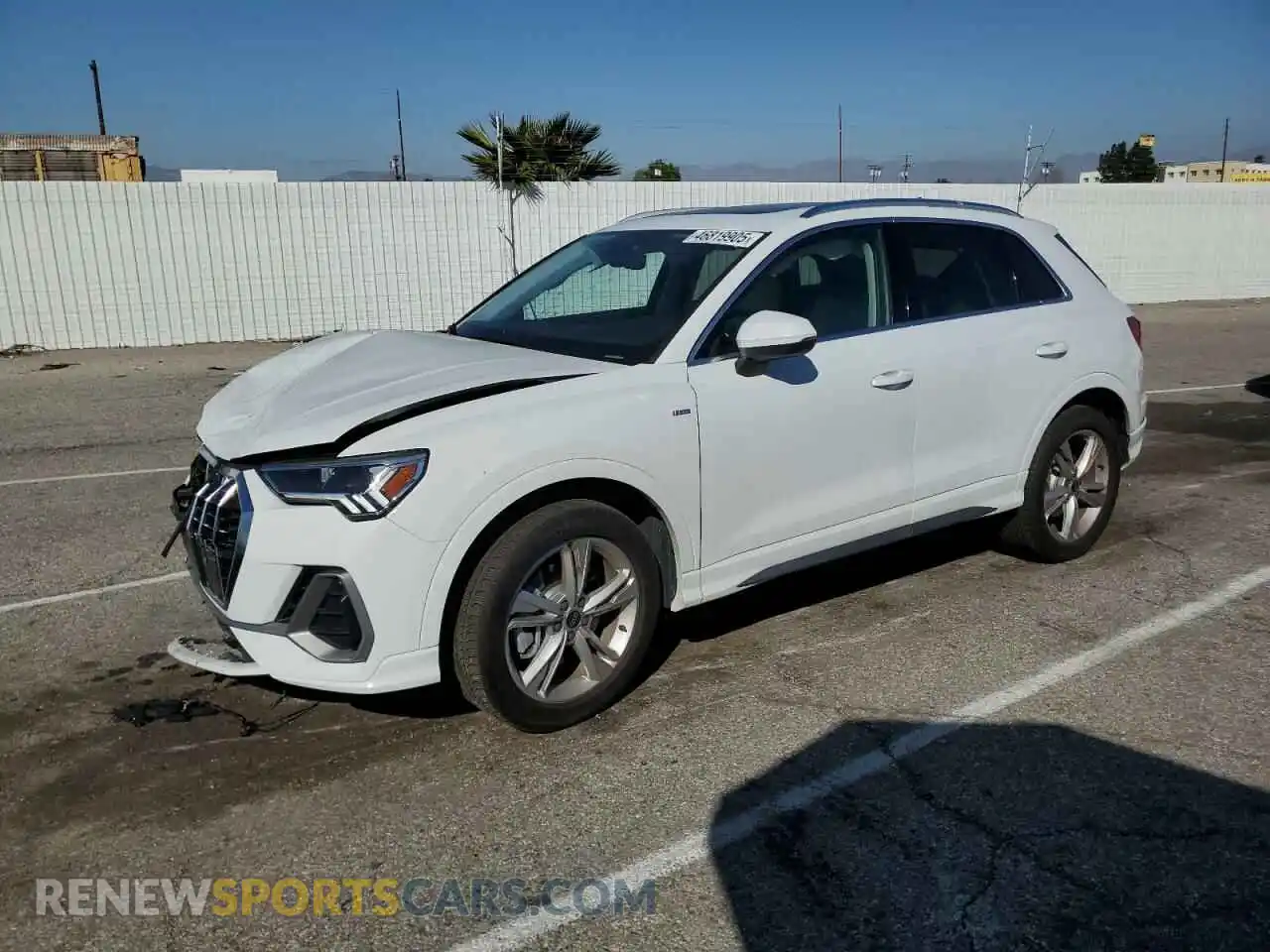 1 Photograph of a damaged car WA1EECF37N1084209 AUDI Q3 2022