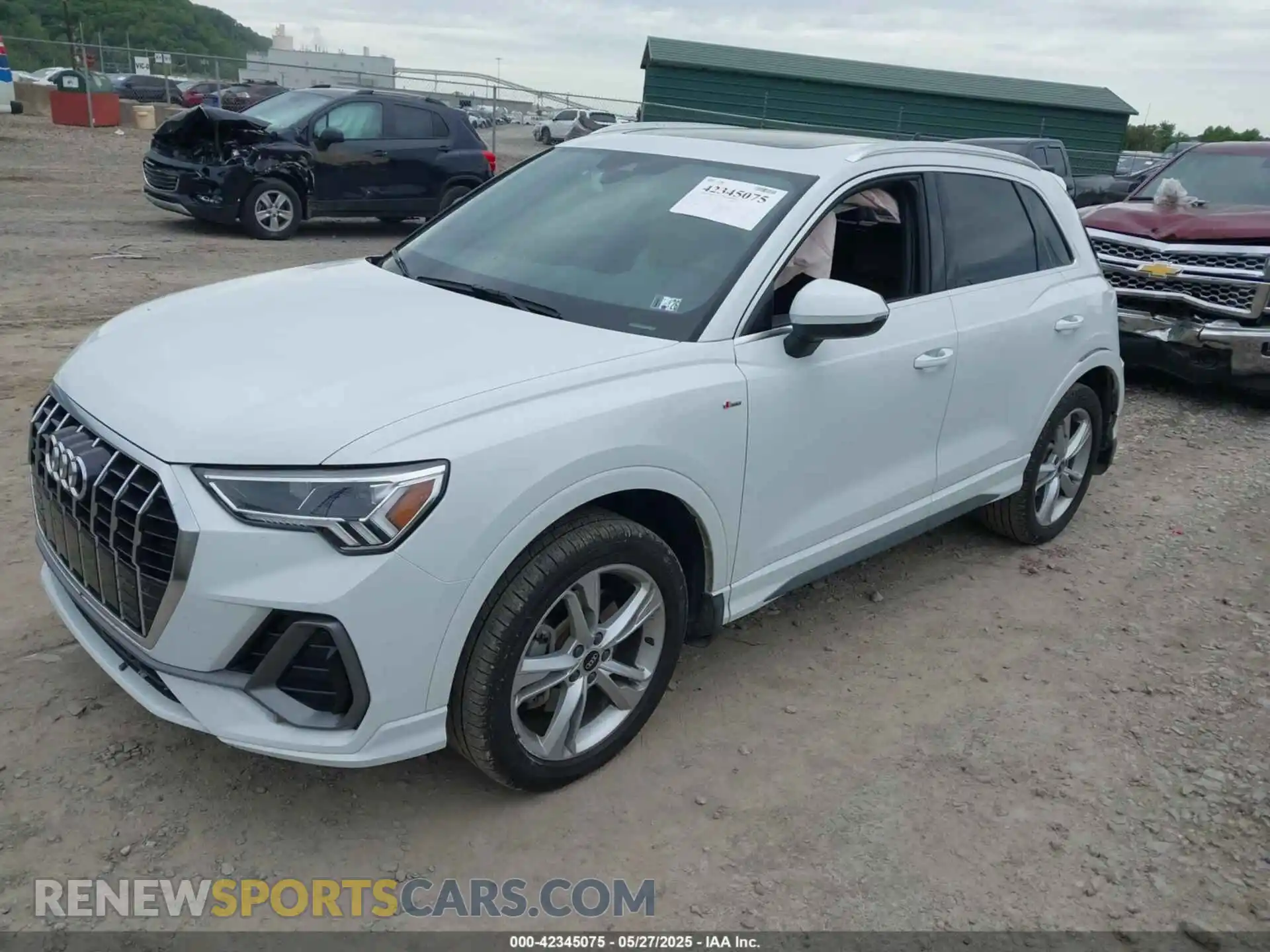 2 Фотография поврежденного автомобиля WA1EECF38N1031860 AUDI Q3 2022