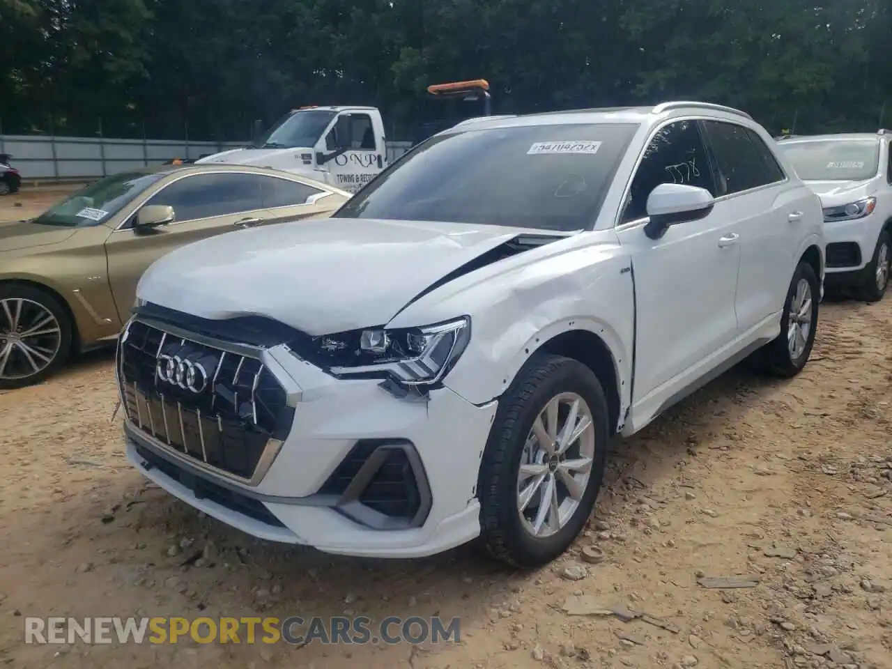 2 Photograph of a damaged car WA1EECF38N1078158 AUDI Q3 2022
