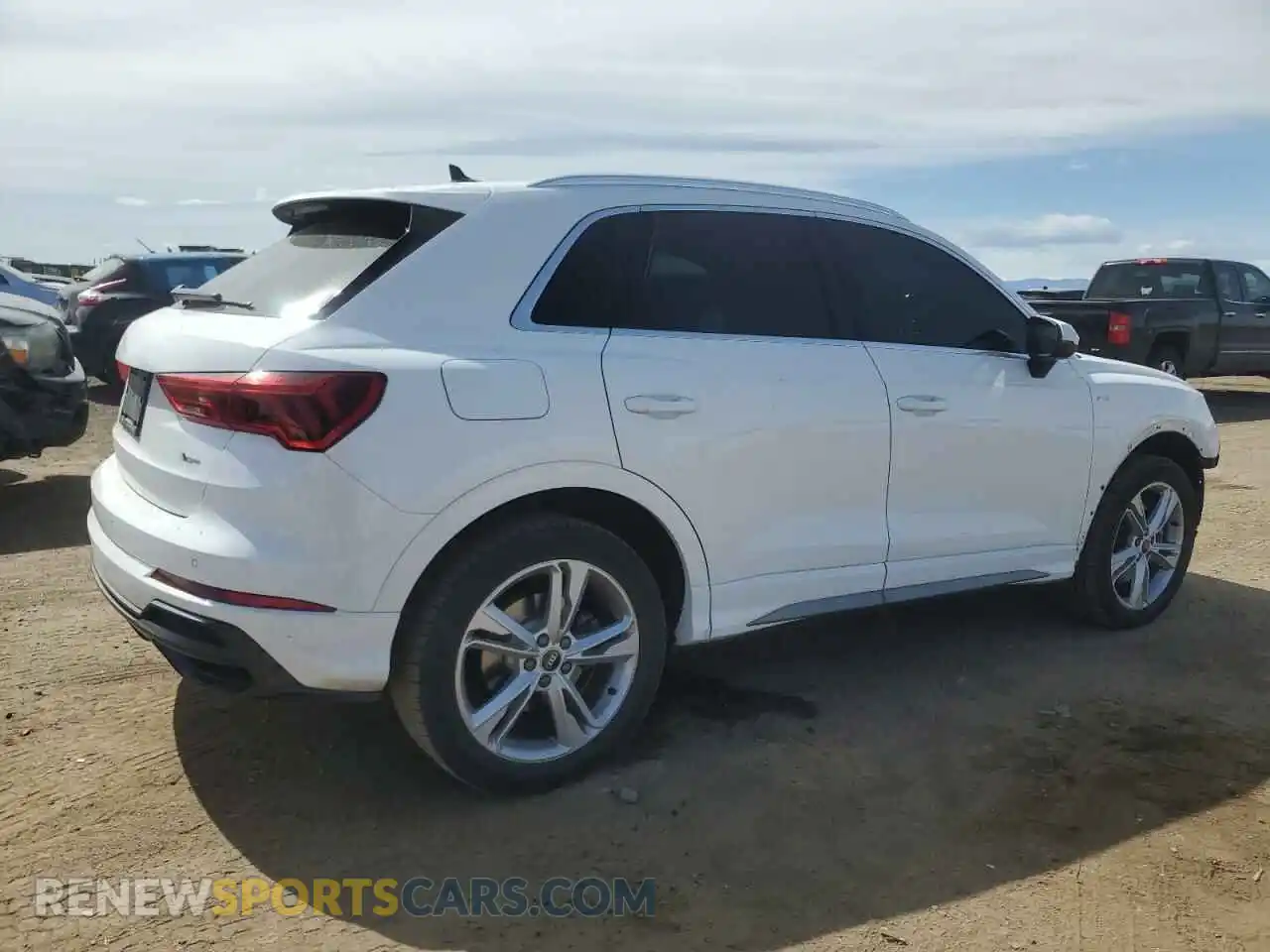 3 Photograph of a damaged car WA1EECF39N1046884 AUDI Q3 2022