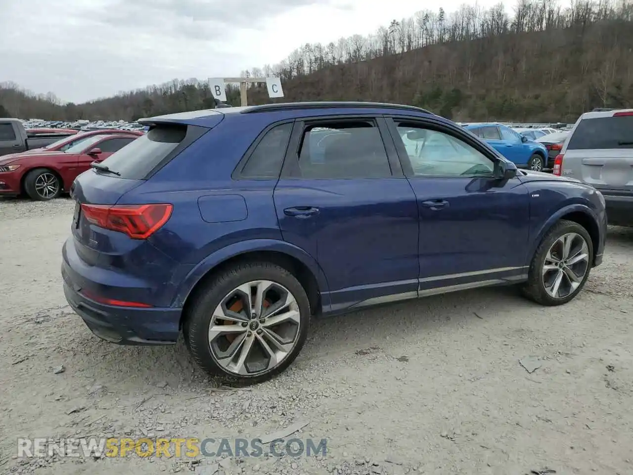 3 fotografías del automóvil dañado WA1EECF3XN1007754 AUDI Q3 2022