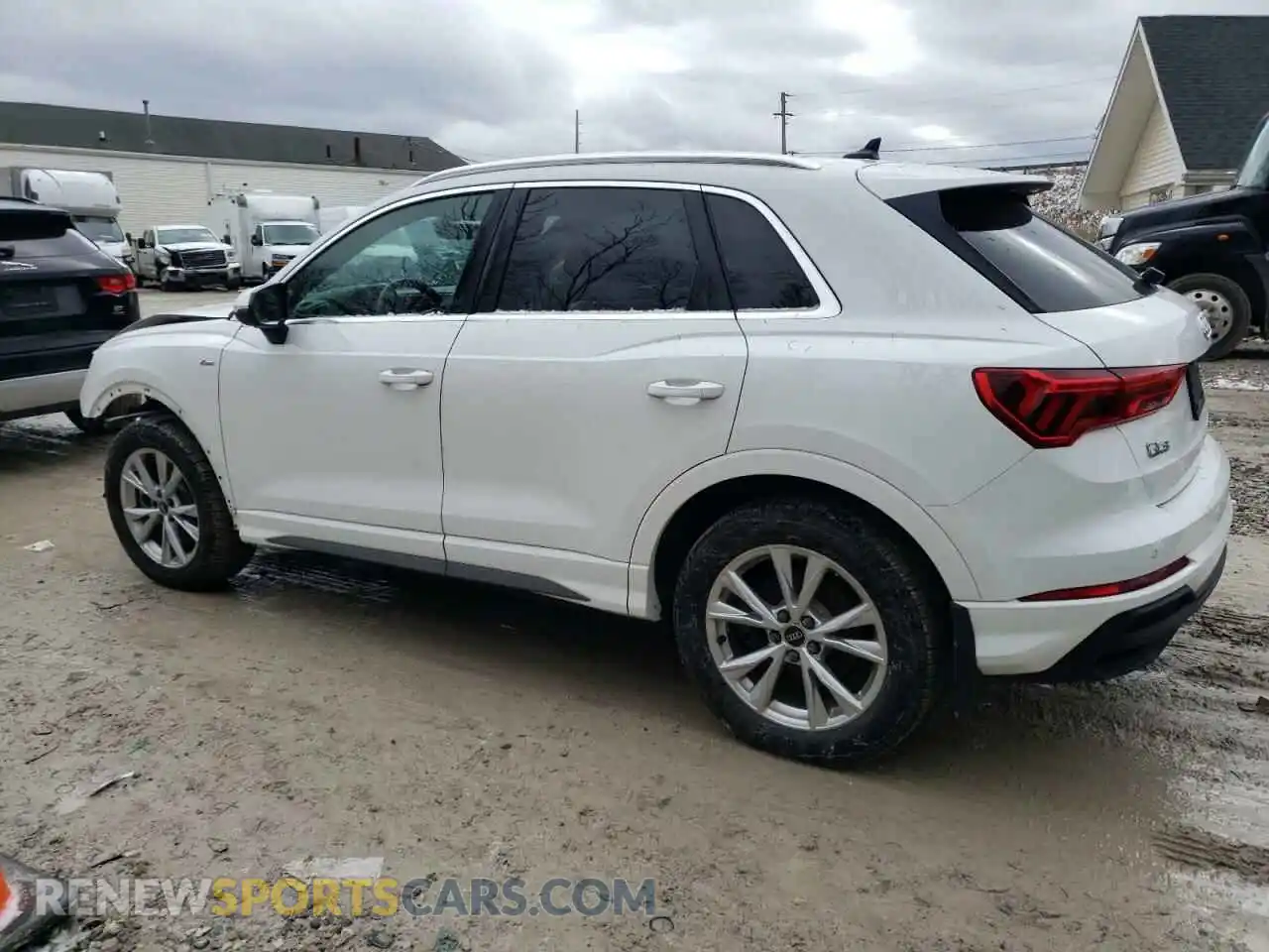 2 Photograph of a damaged car WA1DECF30P1050210 AUDI Q3 2023
