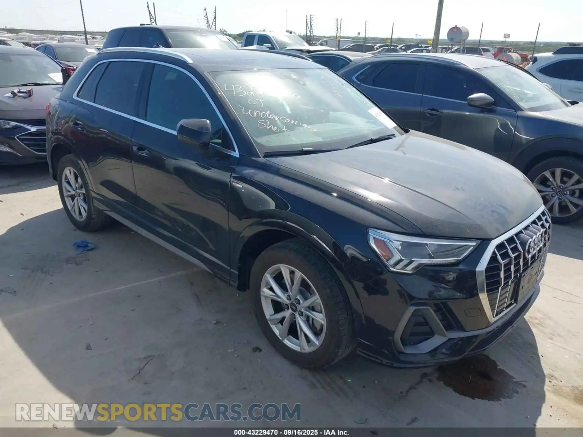 1 Photograph of a damaged car WA1DECF30P1128498 AUDI Q3 2023