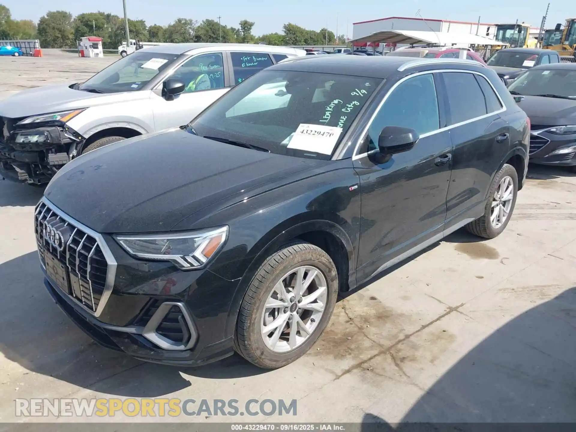 2 Photograph of a damaged car WA1DECF30P1128498 AUDI Q3 2023