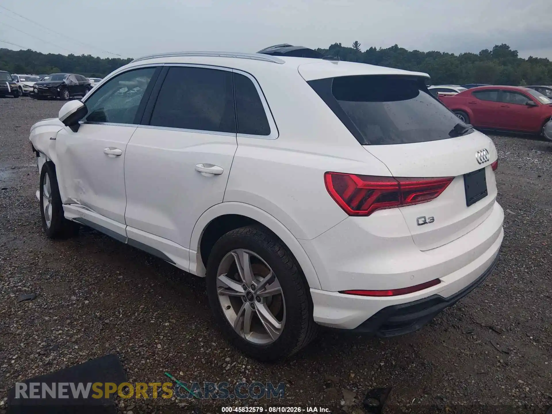 3 Photograph of a damaged car WA1DECF31P1053214 AUDI Q3 2023