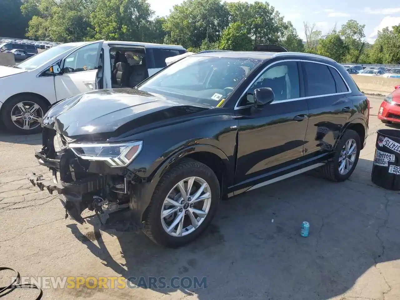 1 Photograph of a damaged car WA1DECF31P1144628 AUDI Q3 2023