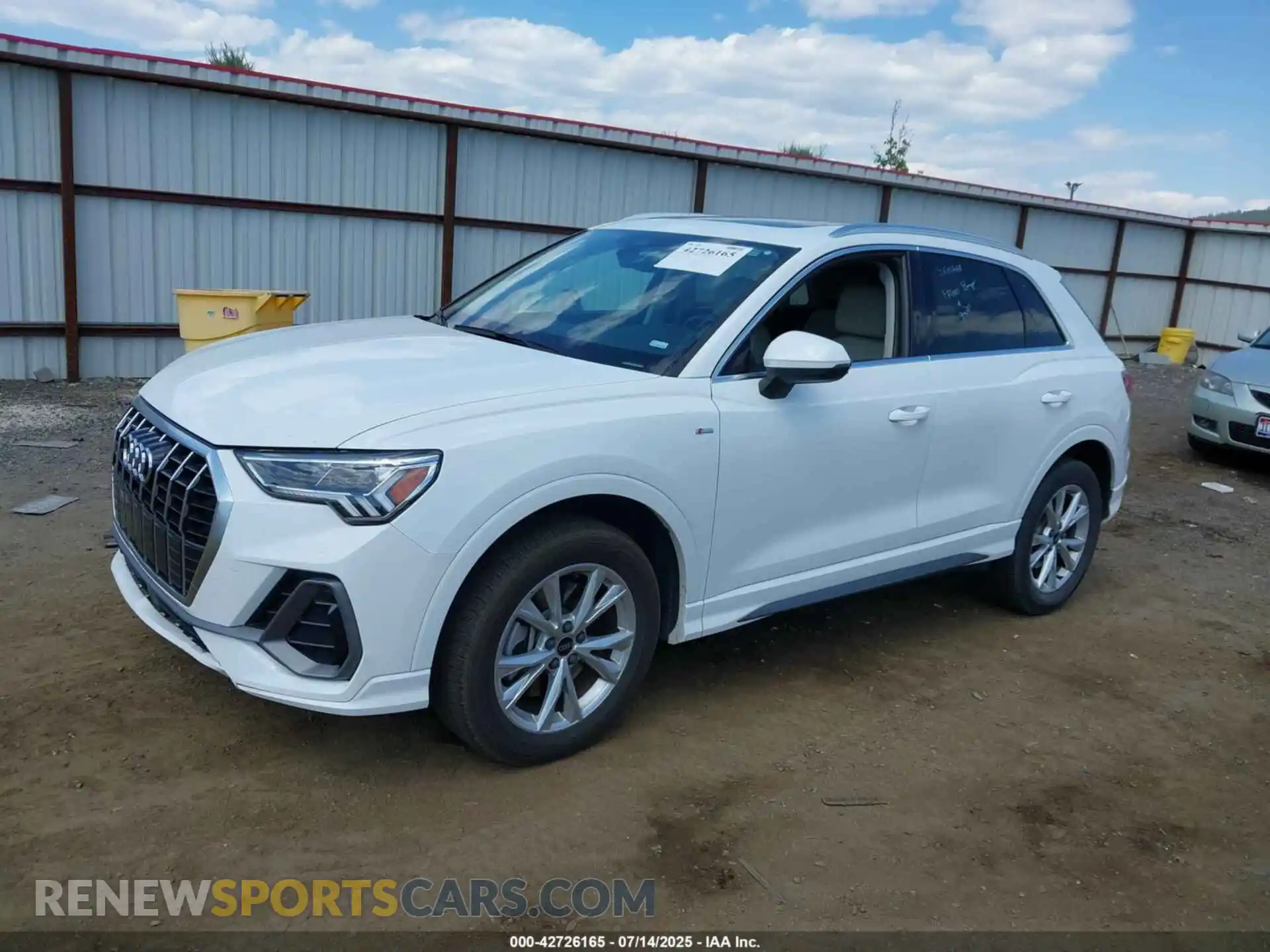 2 Photograph of a damaged car WA1DECF32P1089395 AUDI Q3 2023