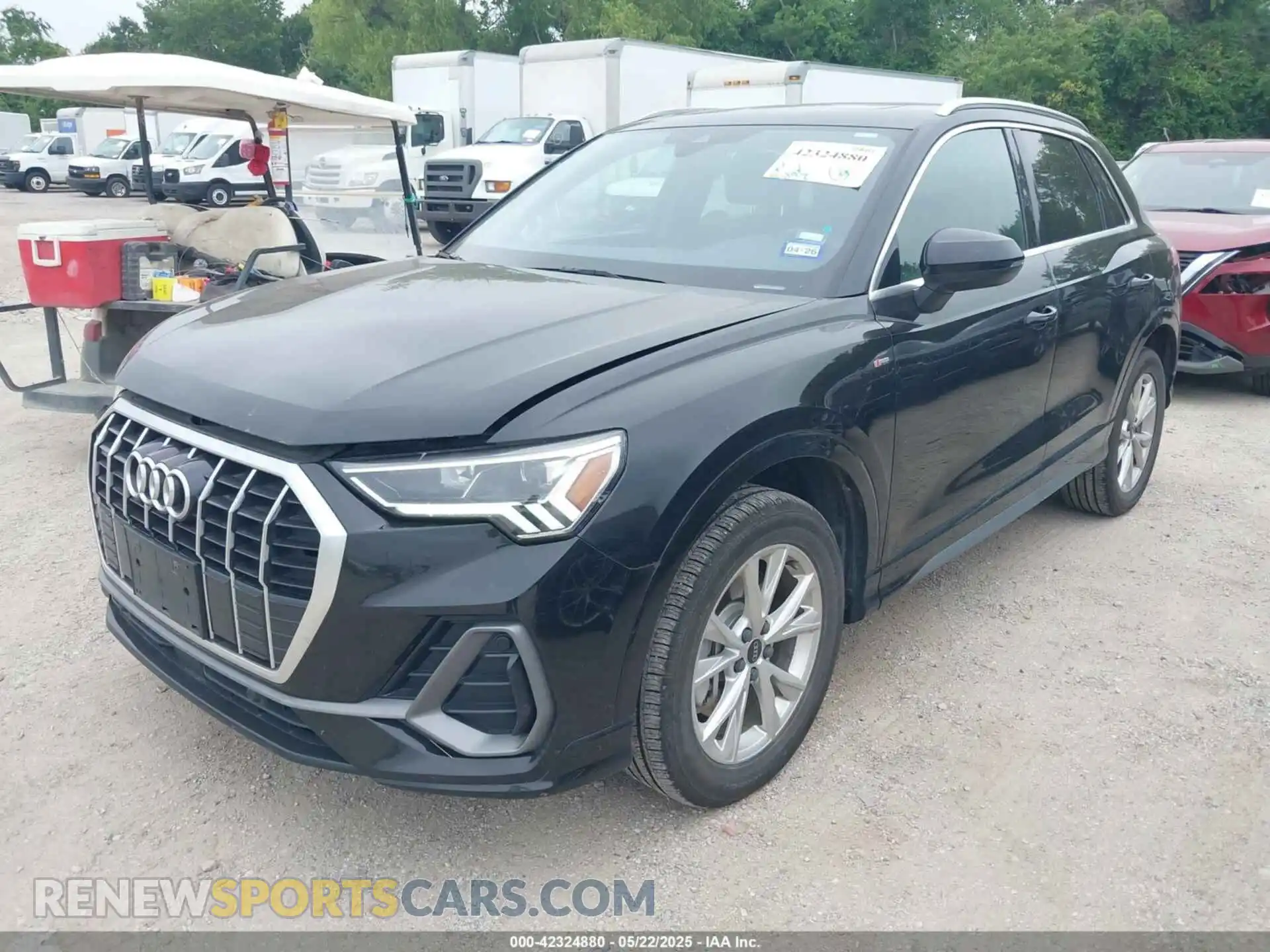 2 Photograph of a damaged car WA1DECF32P1110925 AUDI Q3 2023