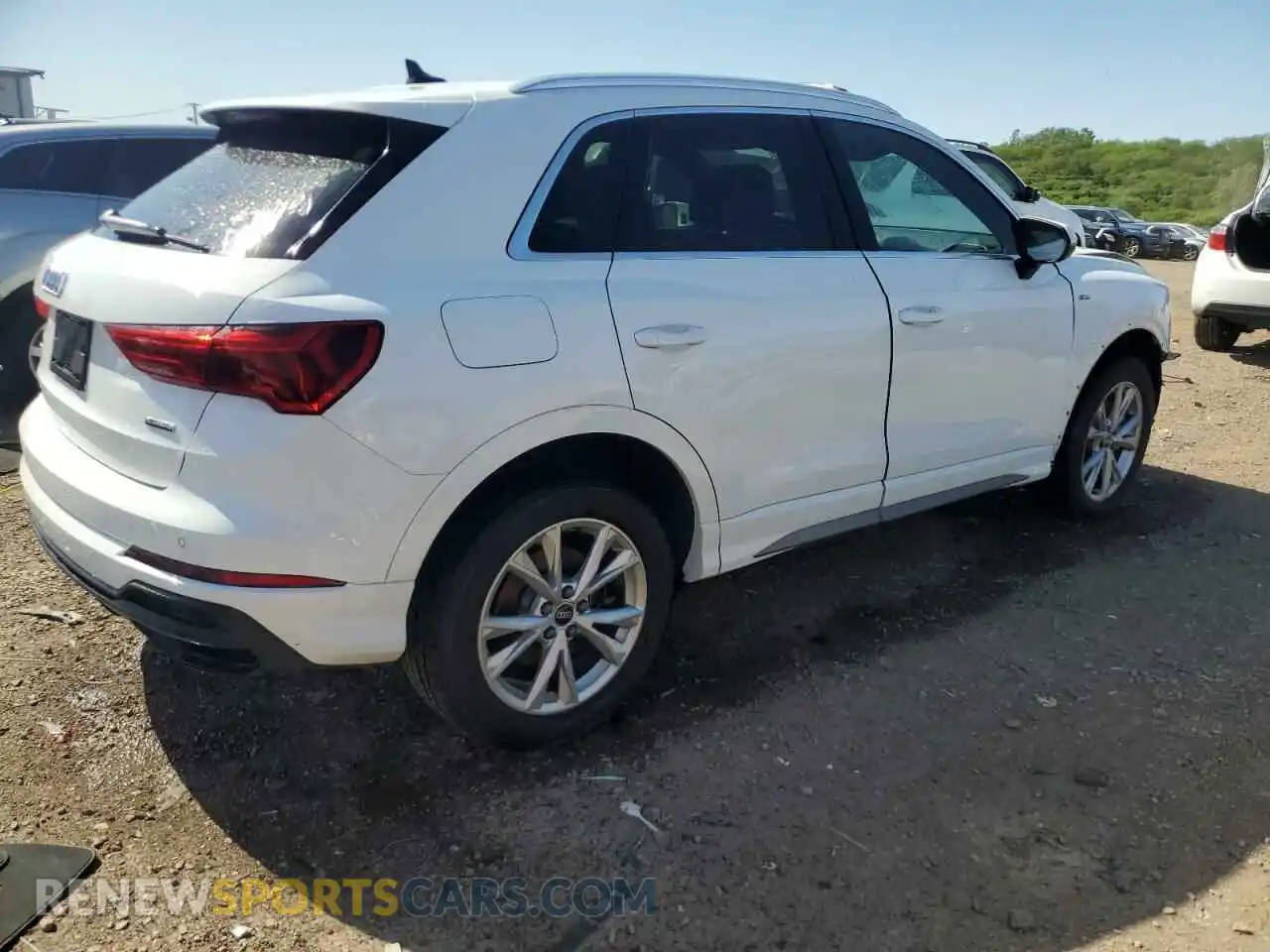 3 Photograph of a damaged car WA1DECF34P1049951 AUDI Q3 2023