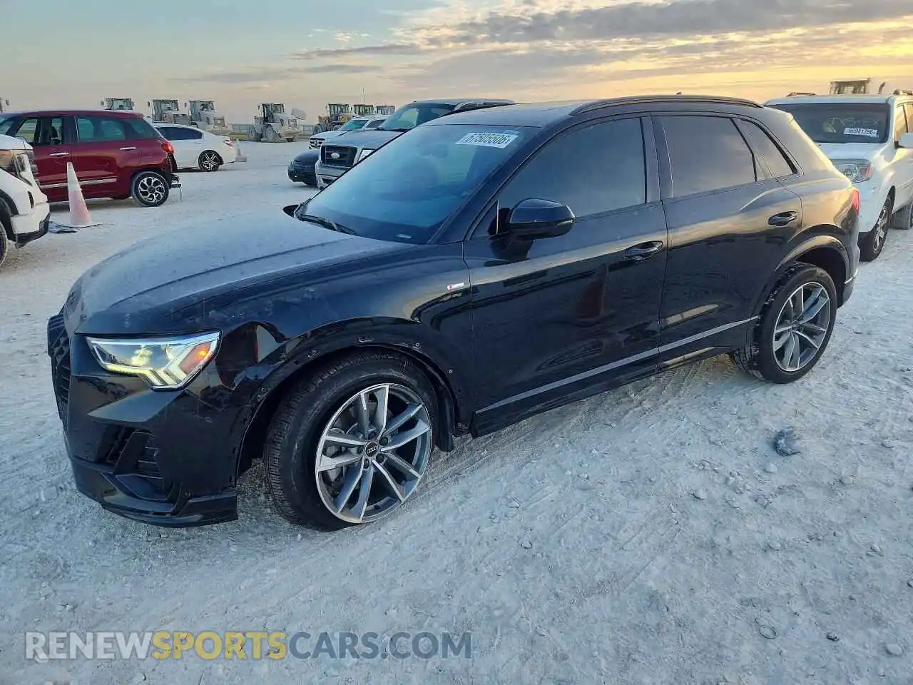 1 Photograph of a damaged car WA1DECF34P1070864 AUDI Q3 2023