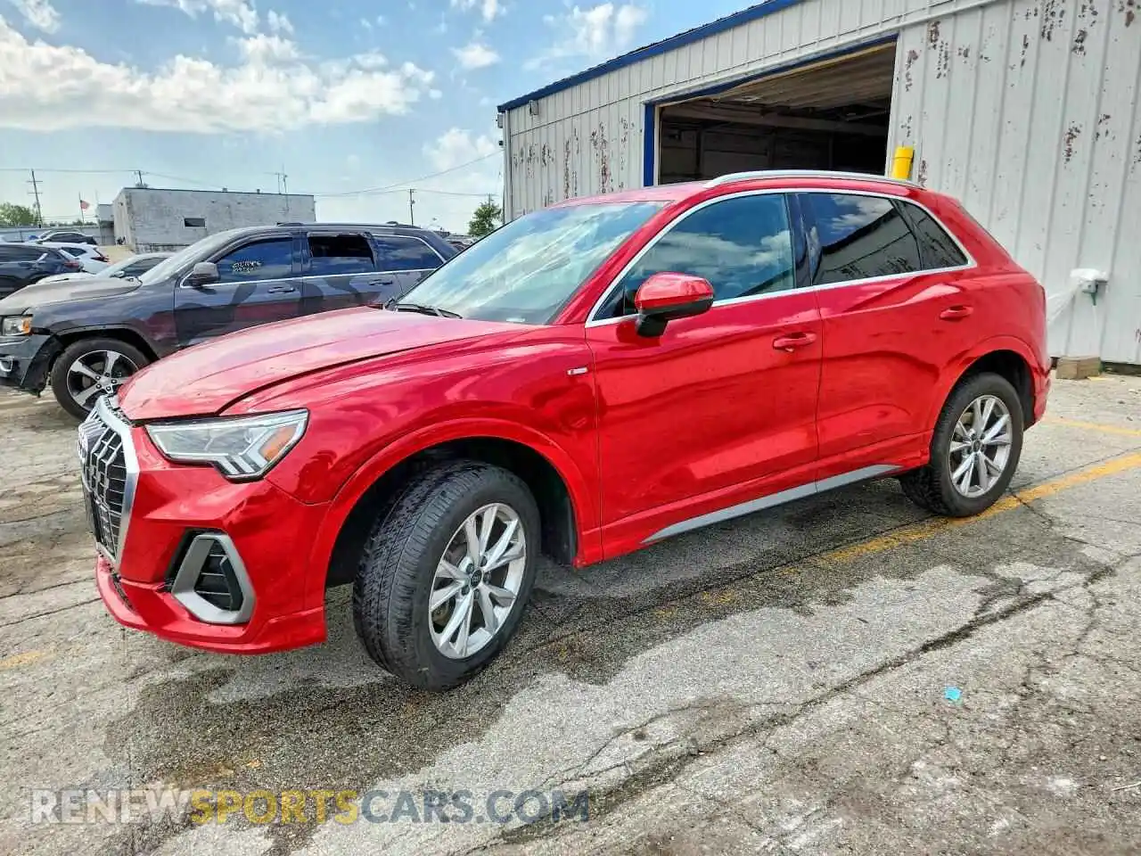 1 Photograph of a damaged car WA1DECF34P1096588 AUDI Q3 2023