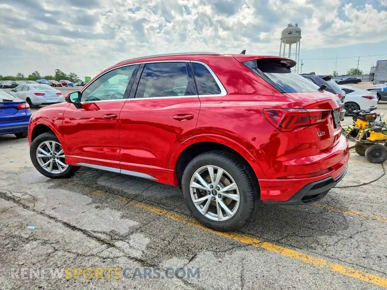 2 Photograph of a damaged car WA1DECF34P1096588 AUDI Q3 2023