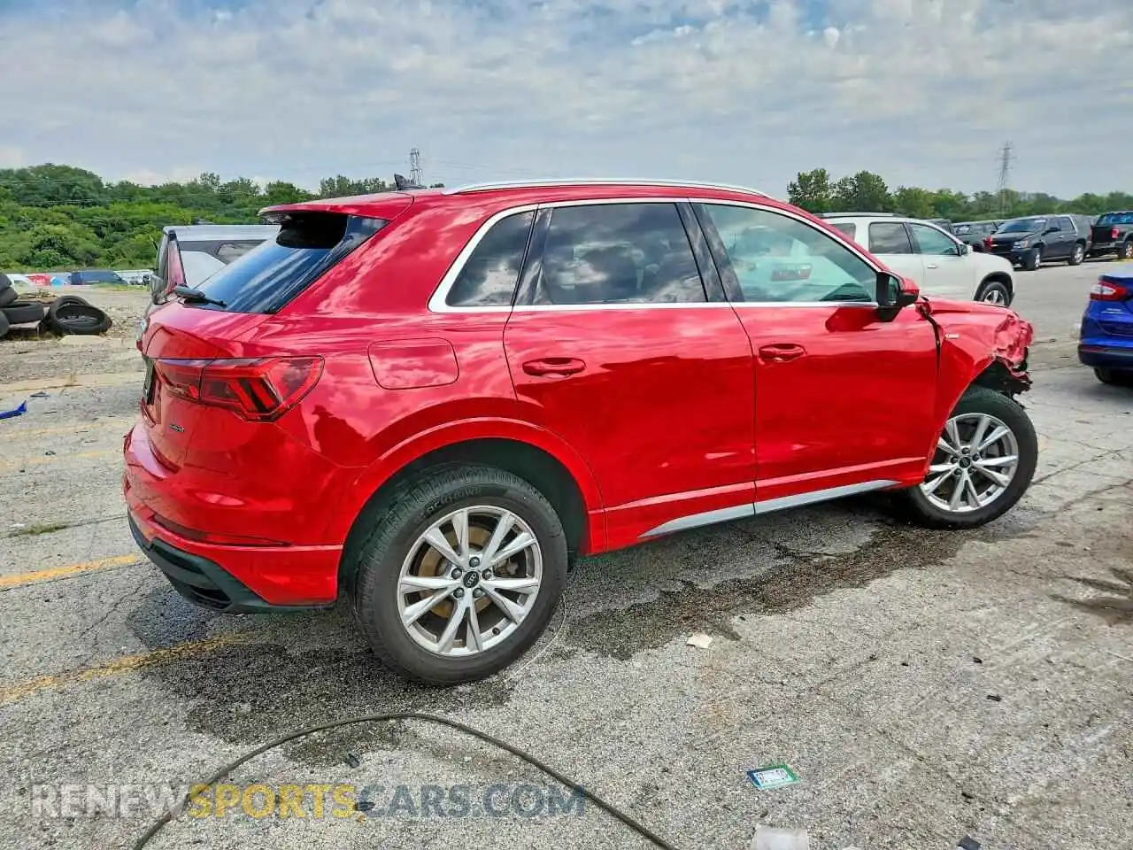 3 Photograph of a damaged car WA1DECF34P1096588 AUDI Q3 2023