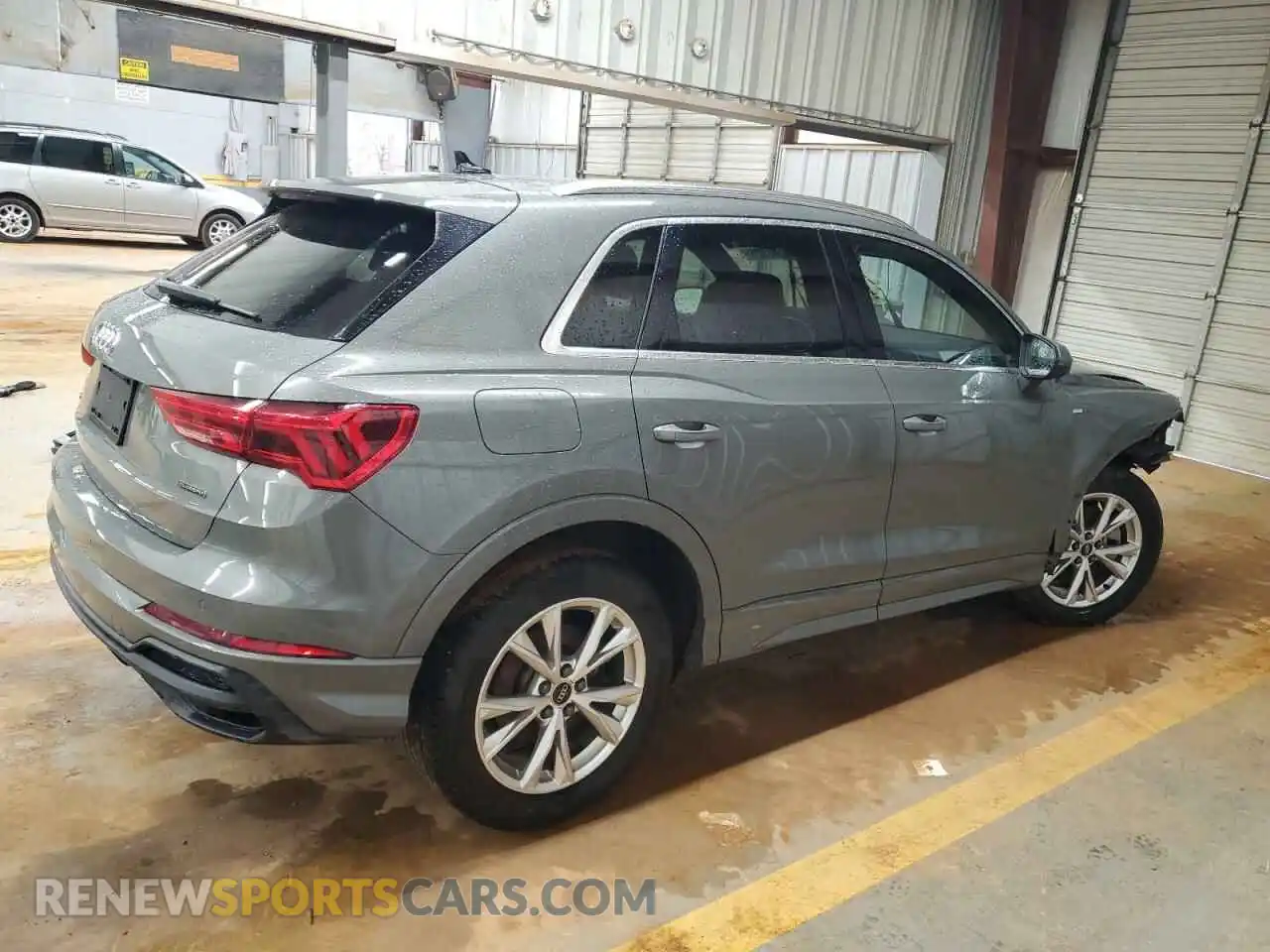 3 Photograph of a damaged car WA1DECF34P1140721 AUDI Q3 2023