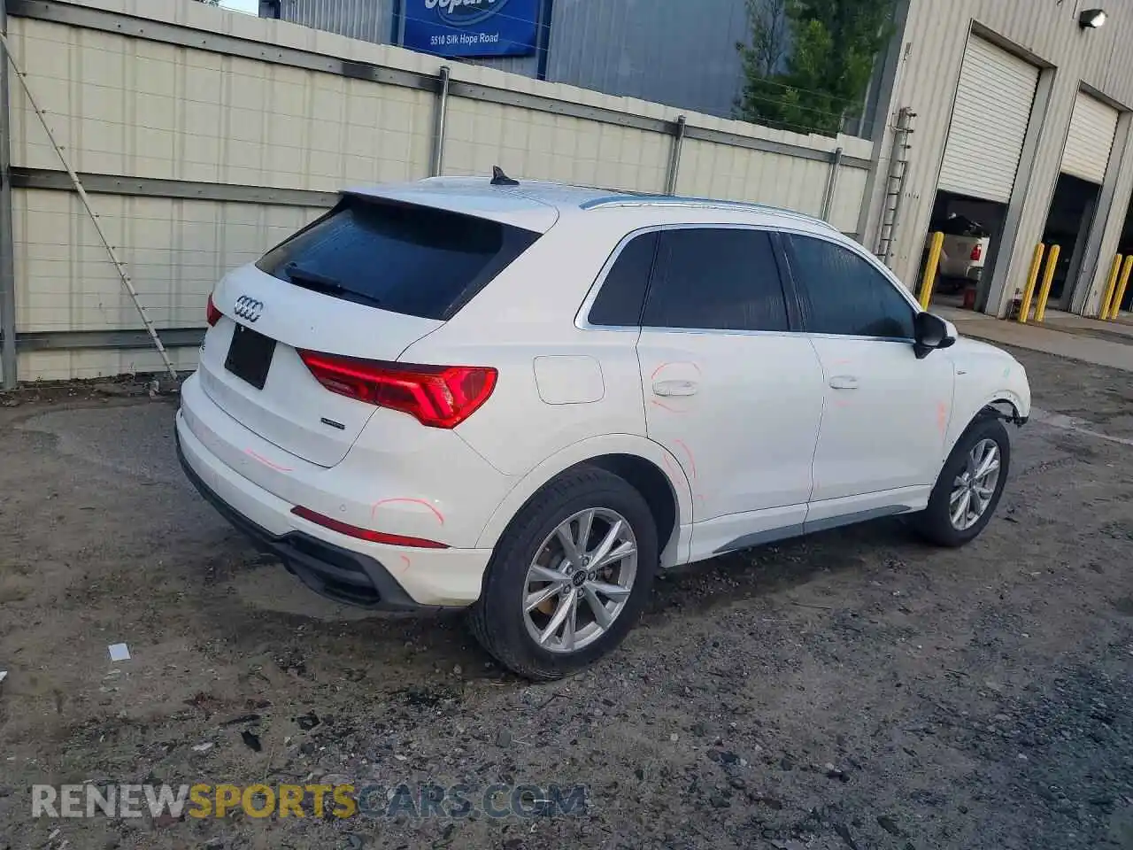 3 fotografías del automóvil dañado WA1DECF35P1088712 AUDI Q3 2023