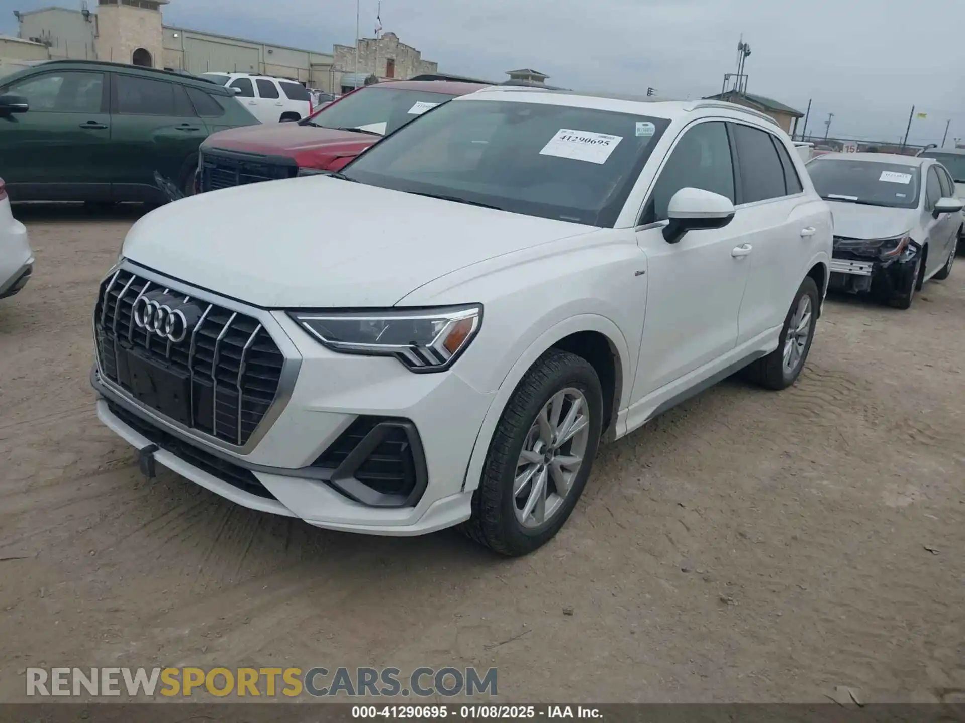 2 Photograph of a damaged car WA1DECF35P1140355 AUDI Q3 2023