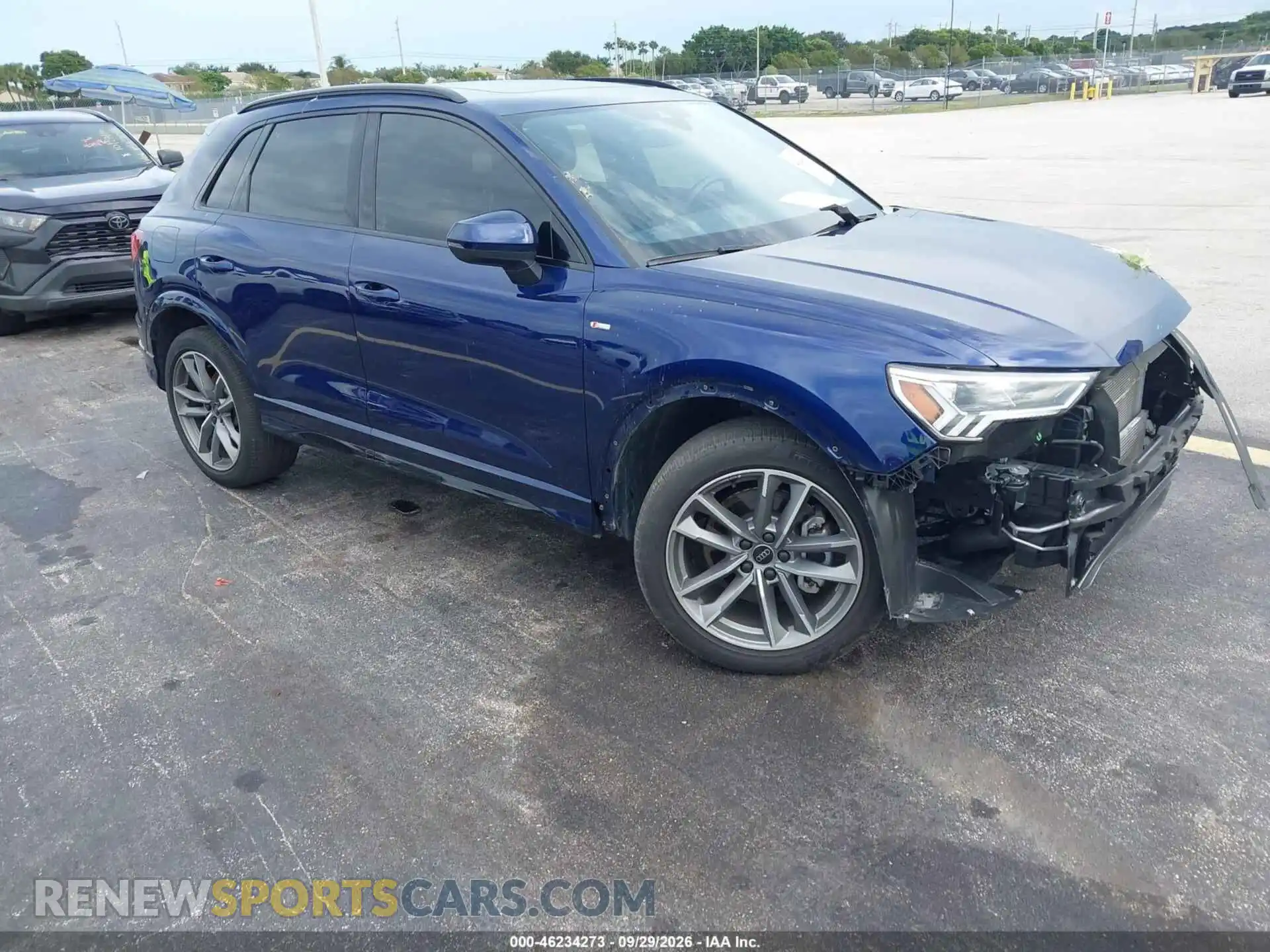 1 Photograph of a damaged car WA1DECF37P1136937 AUDI Q3 2023