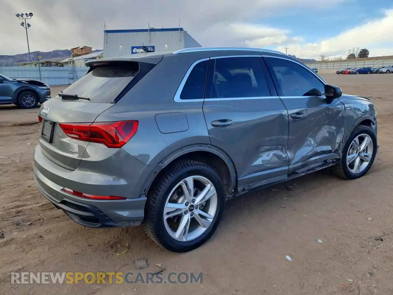 3 Photograph of a damaged car WA1DECF3XP1104998 AUDI Q3 2023